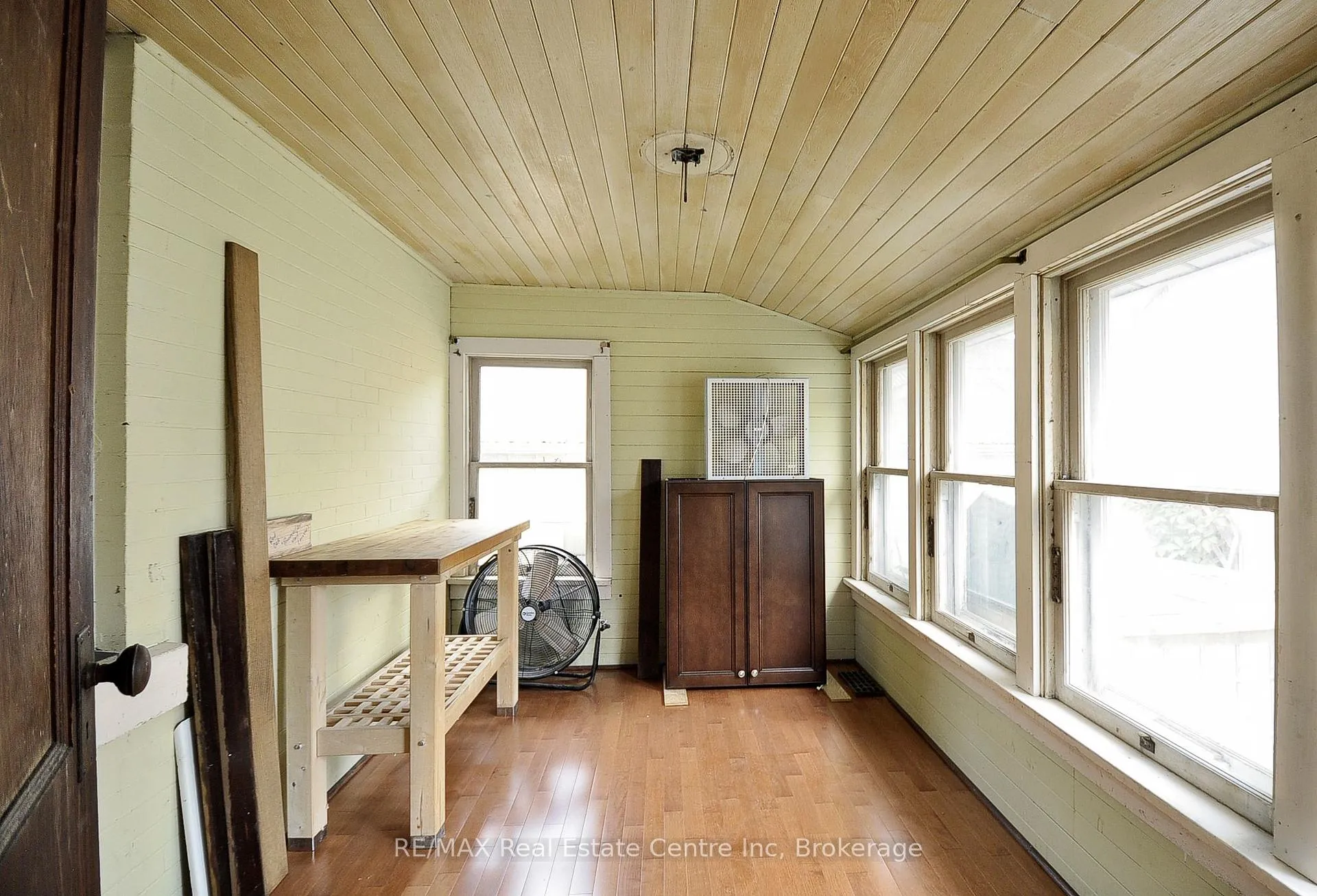 Photo 16 of 141 King Street, Brant, Burford — HOMEH