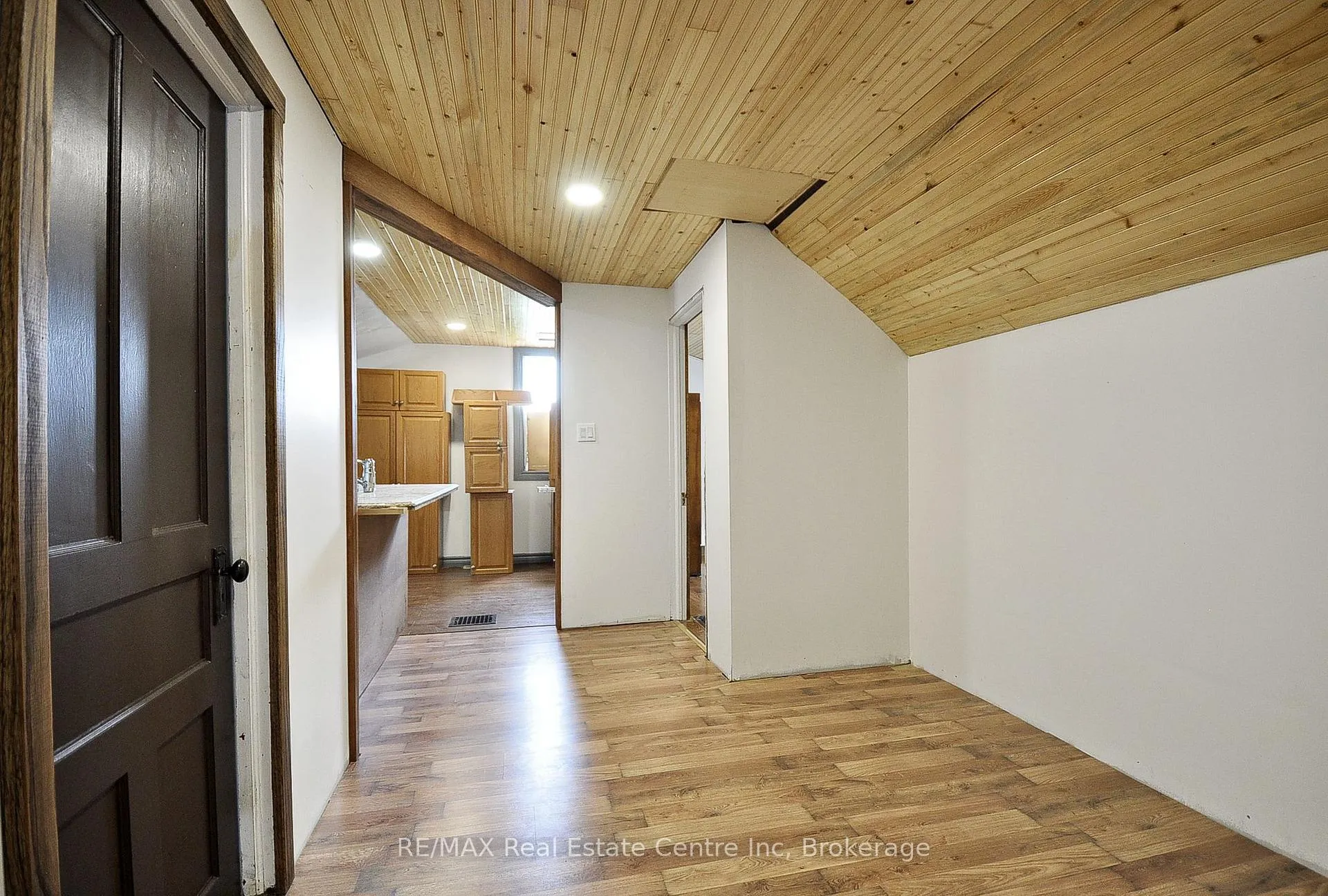 Photo 20 of 141 King Street, Brant, Burford — HOMEH