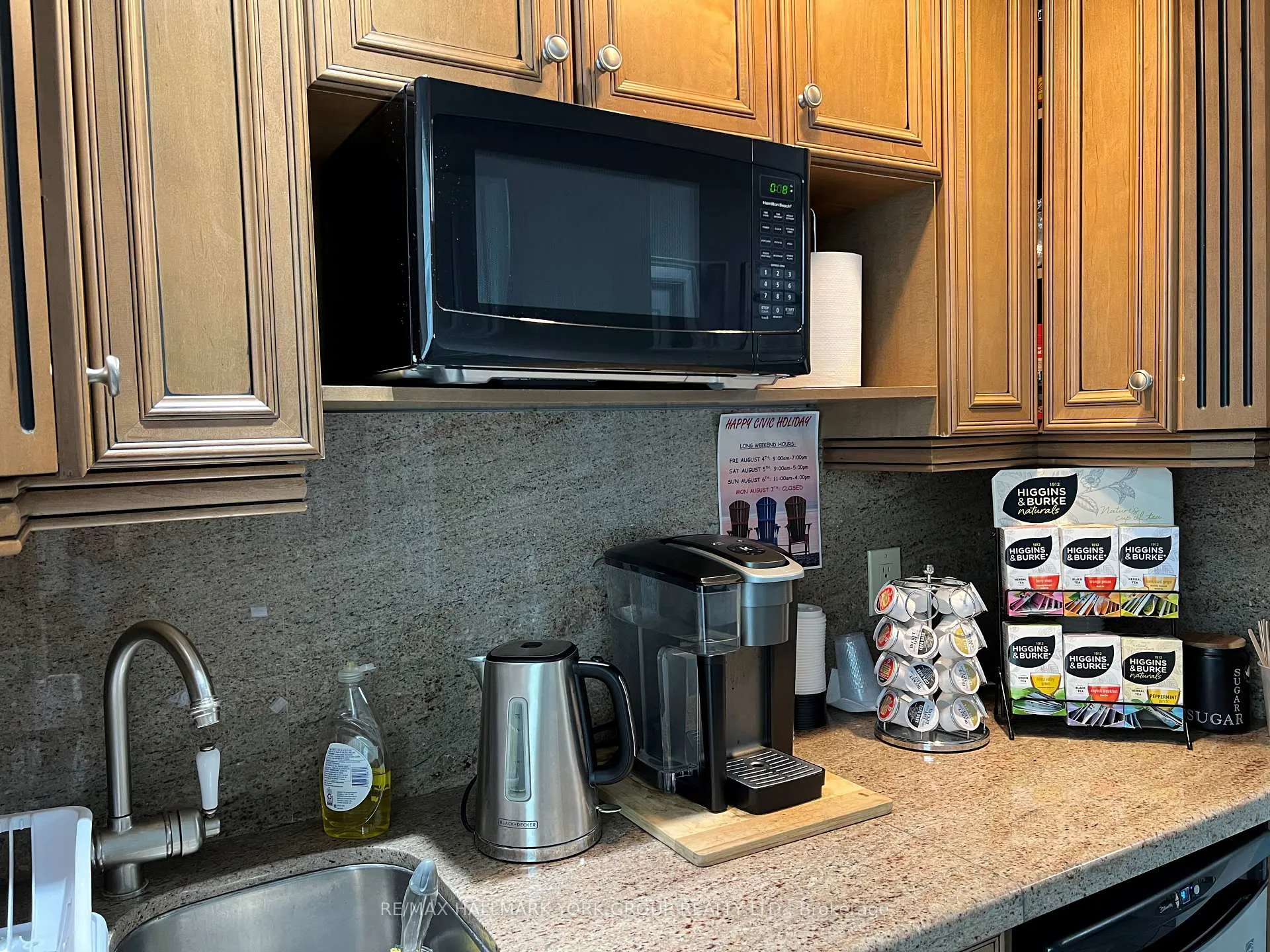 Photo 6 of 15004 Yonge Street, Aurora, Aurora Village — HOMEH