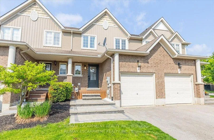 Front of 4 Ruthven Crescent