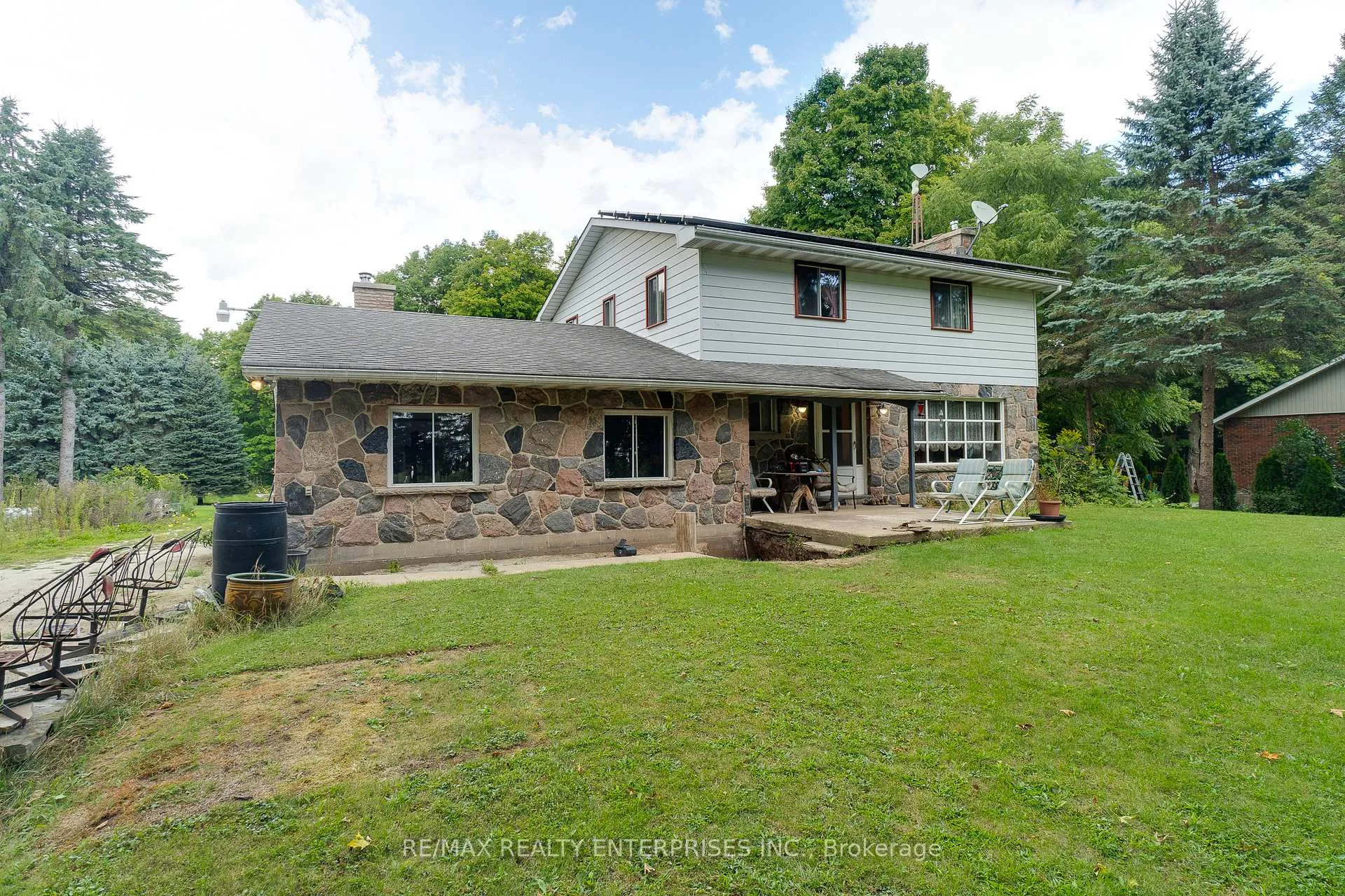 Photo 7 of 12909 5th Line, Halton Hills, Rural Esquesing — HOMEH