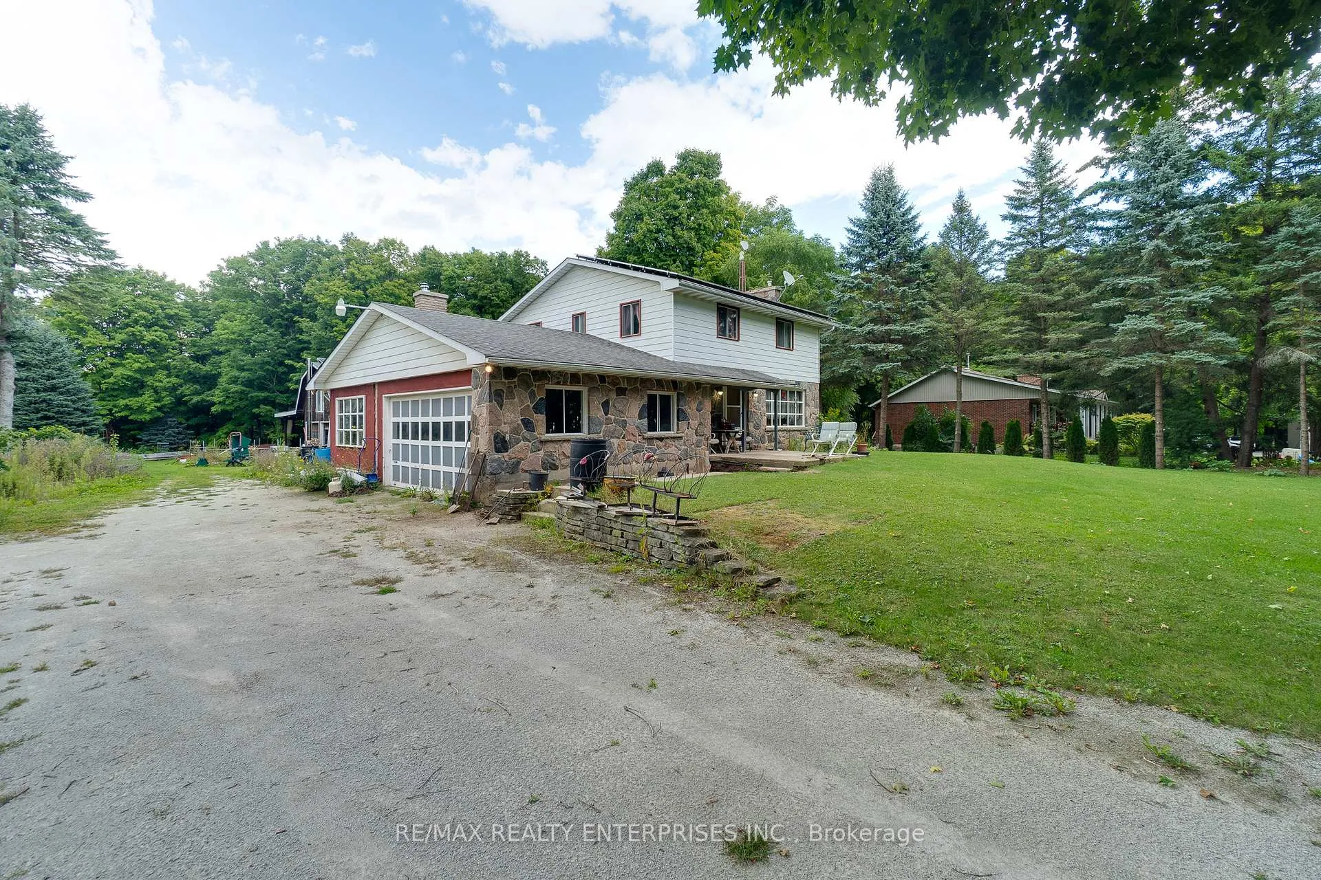 Photo 8 of 12909 5th Line, Halton Hills, Rural Esquesing — HOMEH