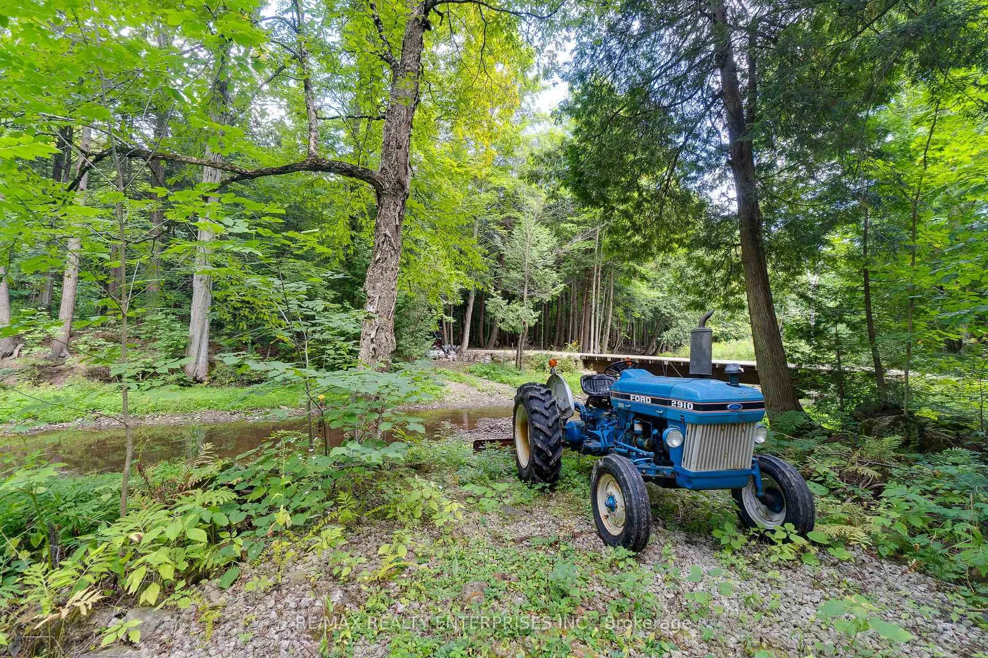 Photo 25 of 12909 5th Line, Halton Hills, Rural Esquesing — HOMEH