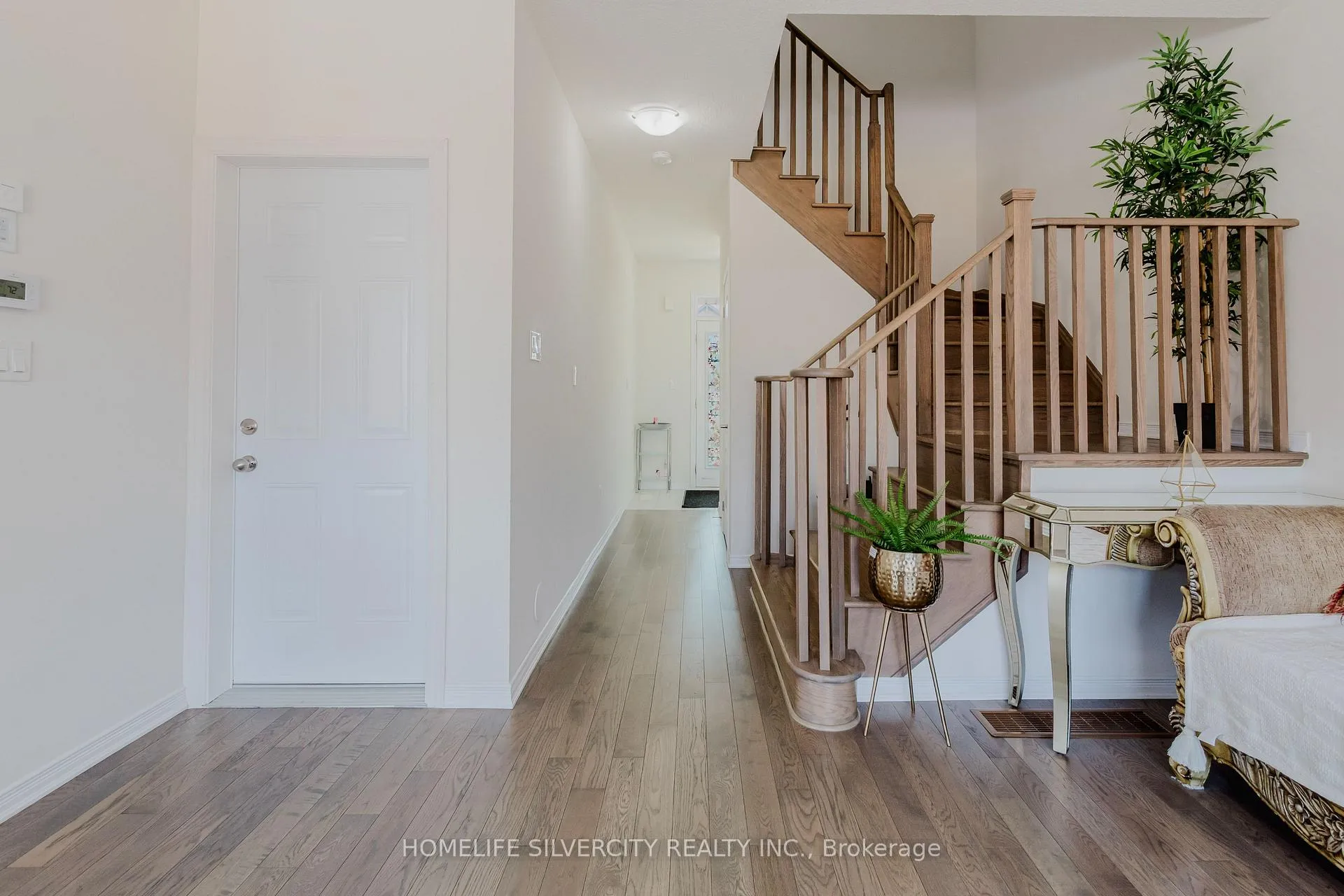 Photo 8 of 256 Bedrock Drive, Hamilton, Stoney Creek Mountain — HOMEH