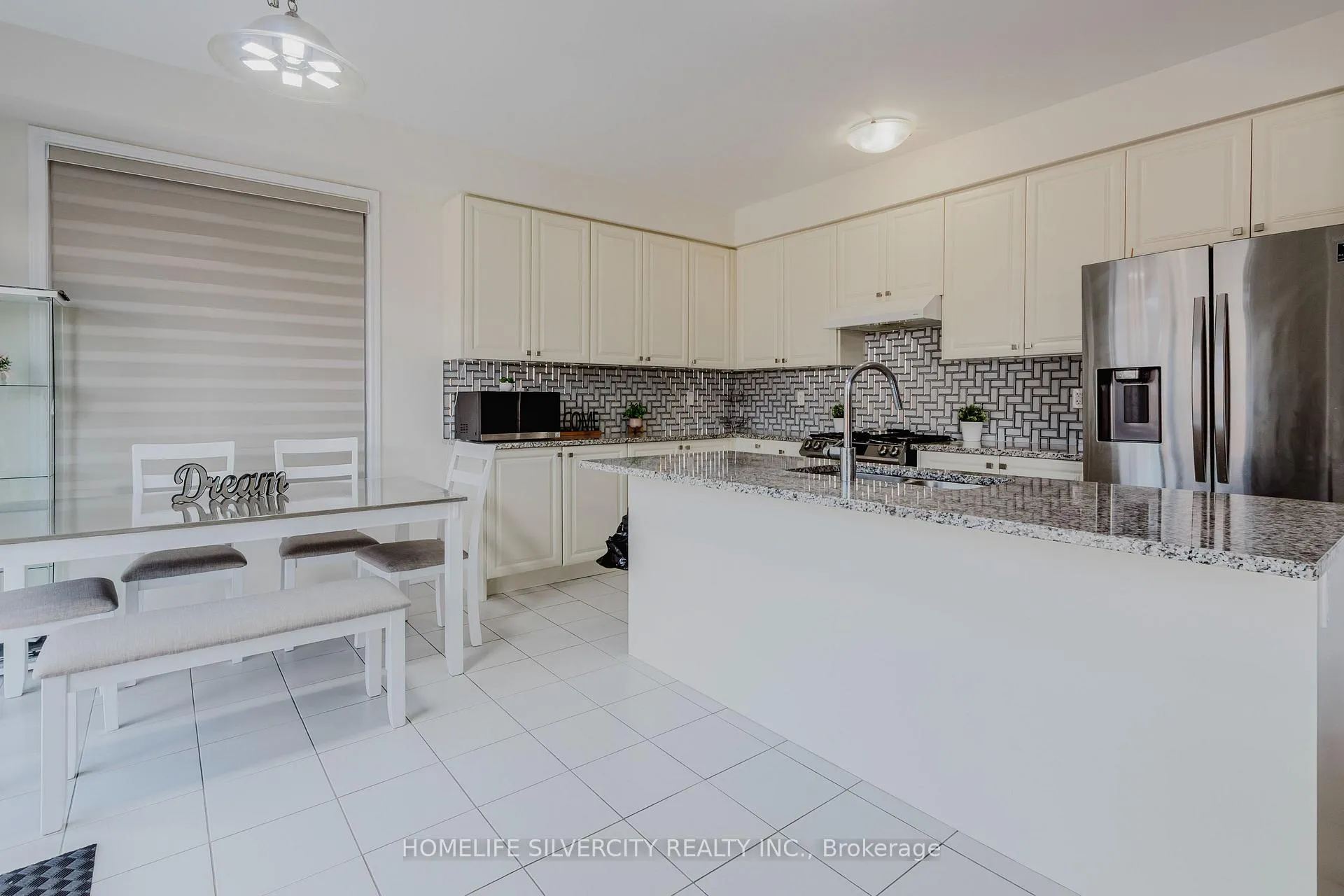 Photo 13 of 256 Bedrock Drive, Hamilton, Stoney Creek Mountain — HOMEH
