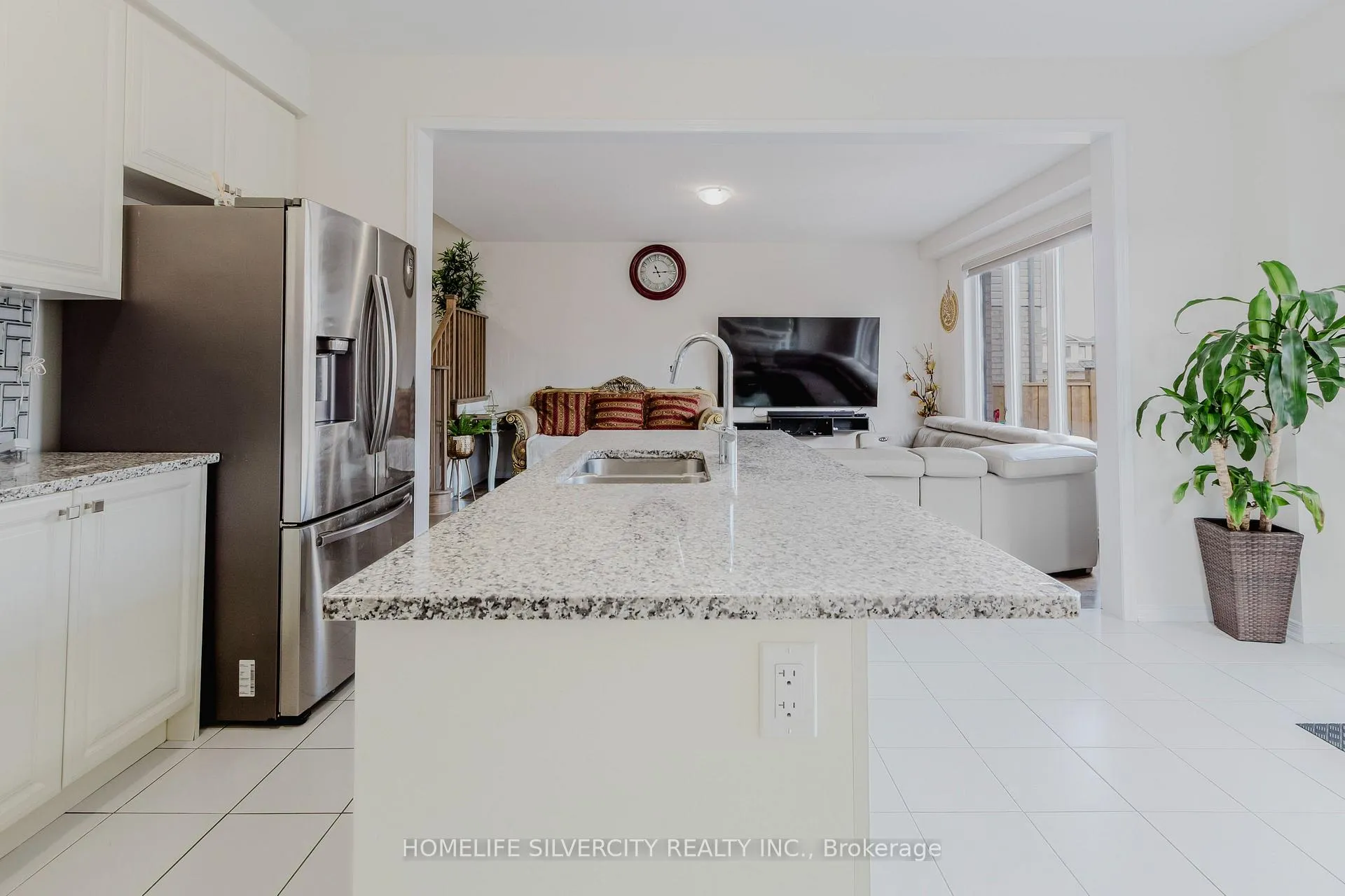 Photo 17 of 256 Bedrock Drive, Hamilton, Stoney Creek Mountain — HOMEH