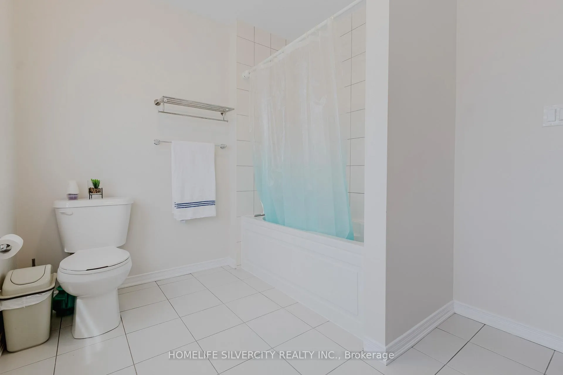 Photo 25 of 256 Bedrock Drive, Hamilton, Stoney Creek Mountain — HOMEH