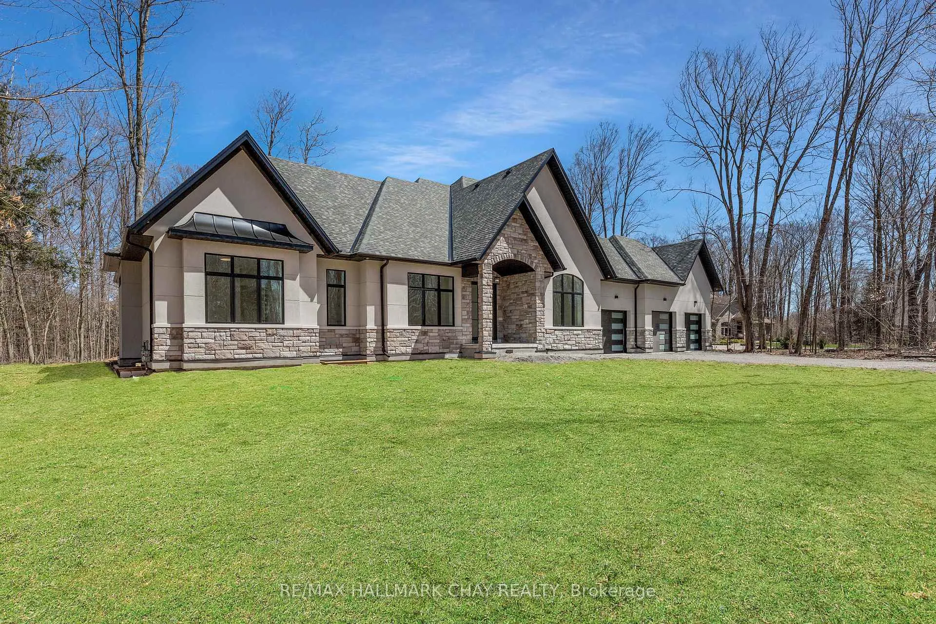 Photo 4 of 20 Gallagher Crescent, Springwater, Rural Springwater — HOMEH