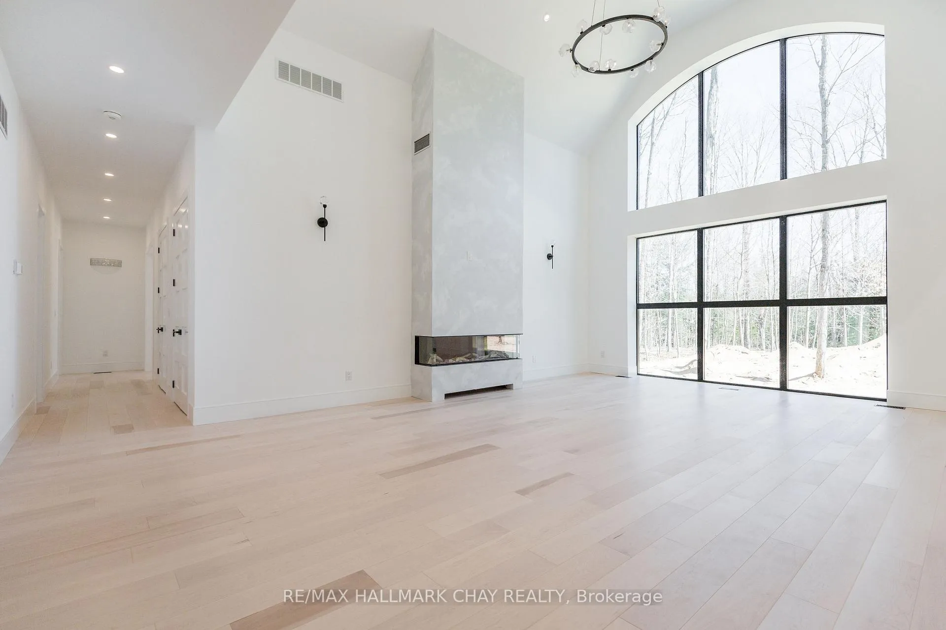 Photo 7 of 20 Gallagher Crescent, Springwater, Rural Springwater — HOMEH