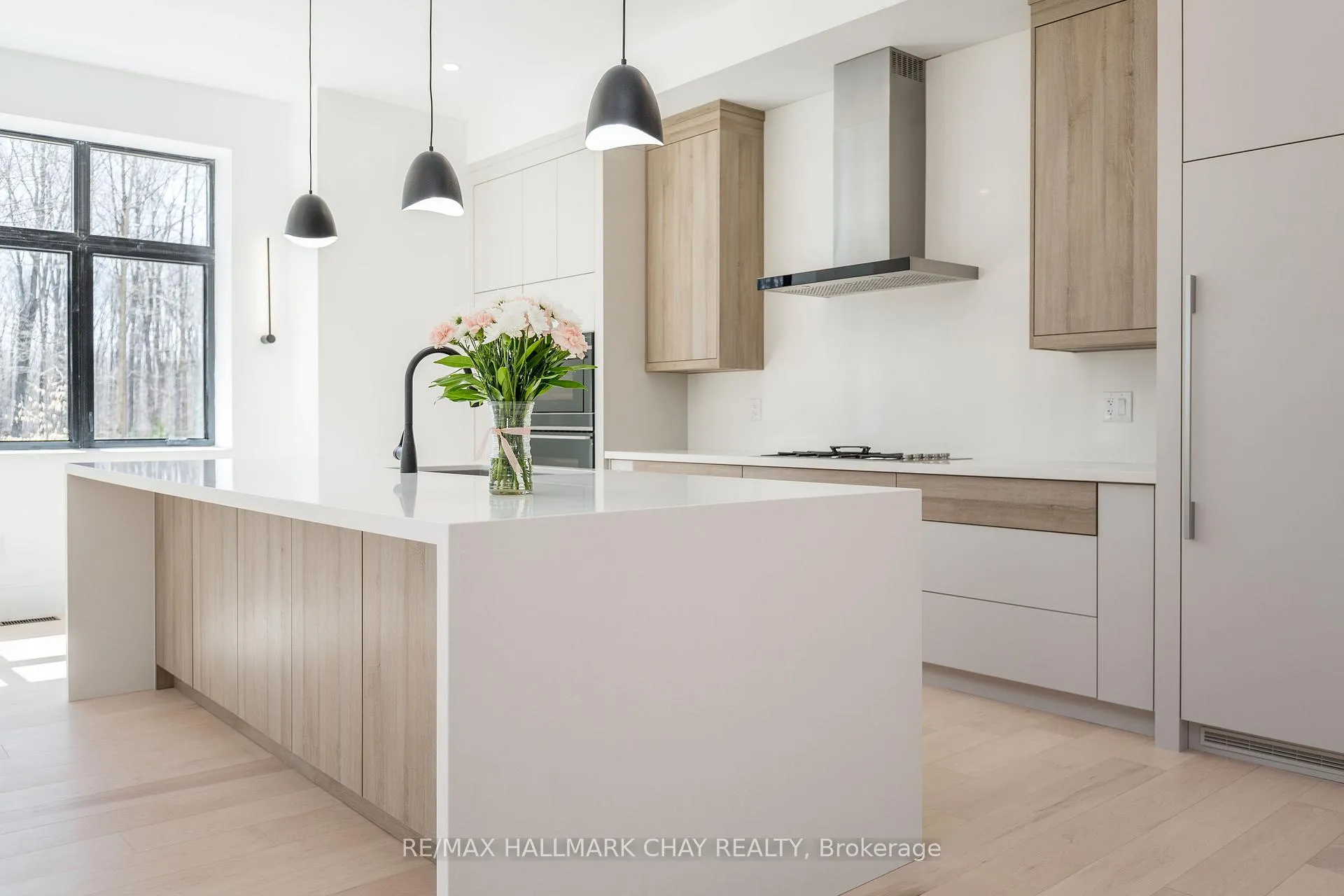 Photo 11 of 20 Gallagher Crescent, Springwater, Rural Springwater — HOMEH