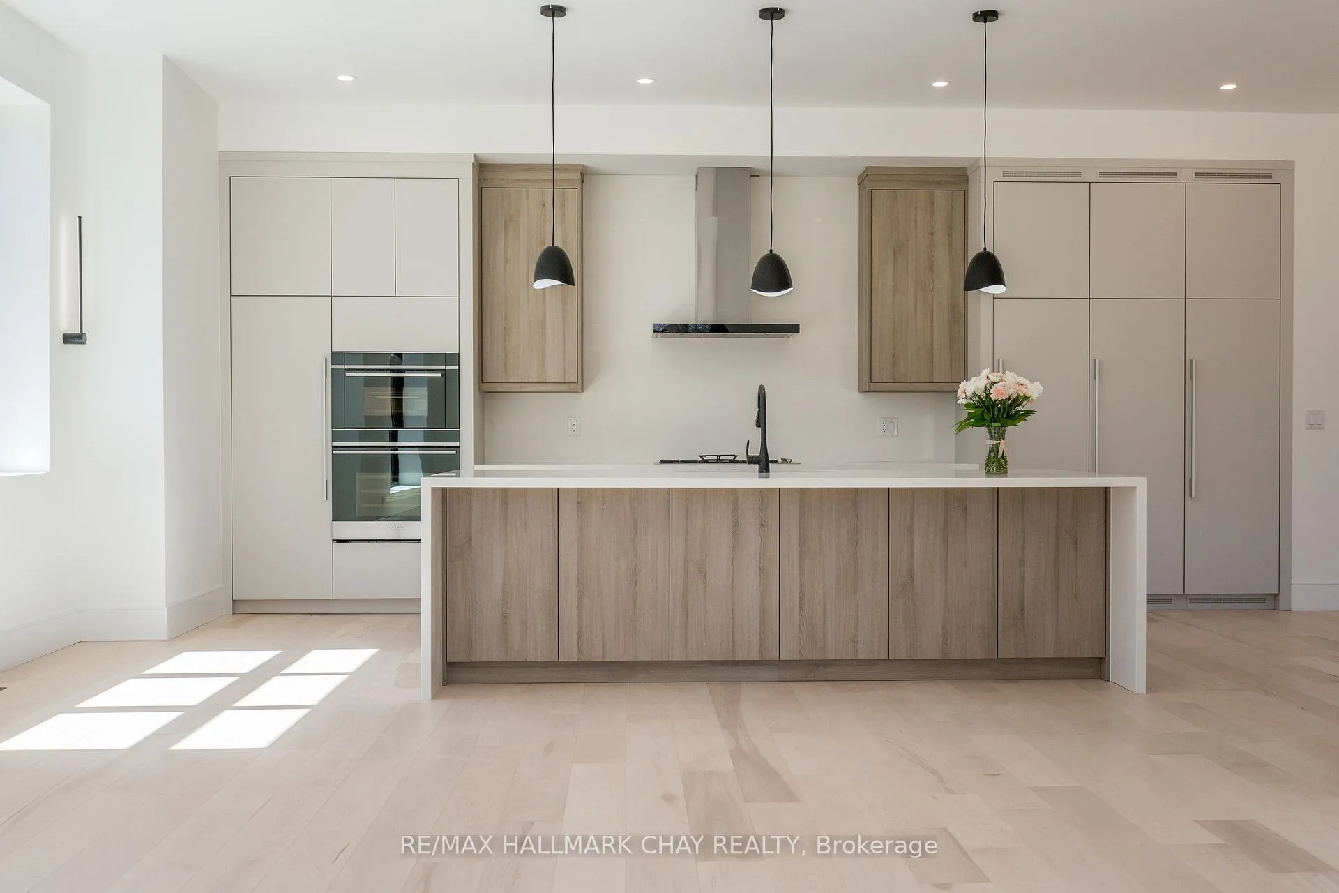 Photo 17 of 20 Gallagher Crescent, Springwater, Rural Springwater — HOMEH