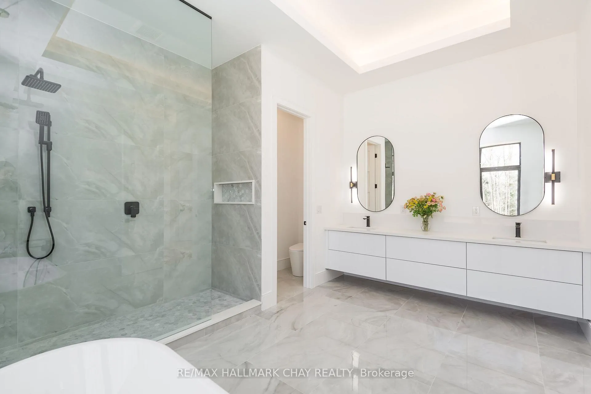 Photo 26 of 20 Gallagher Crescent, Springwater, Rural Springwater — HOMEH