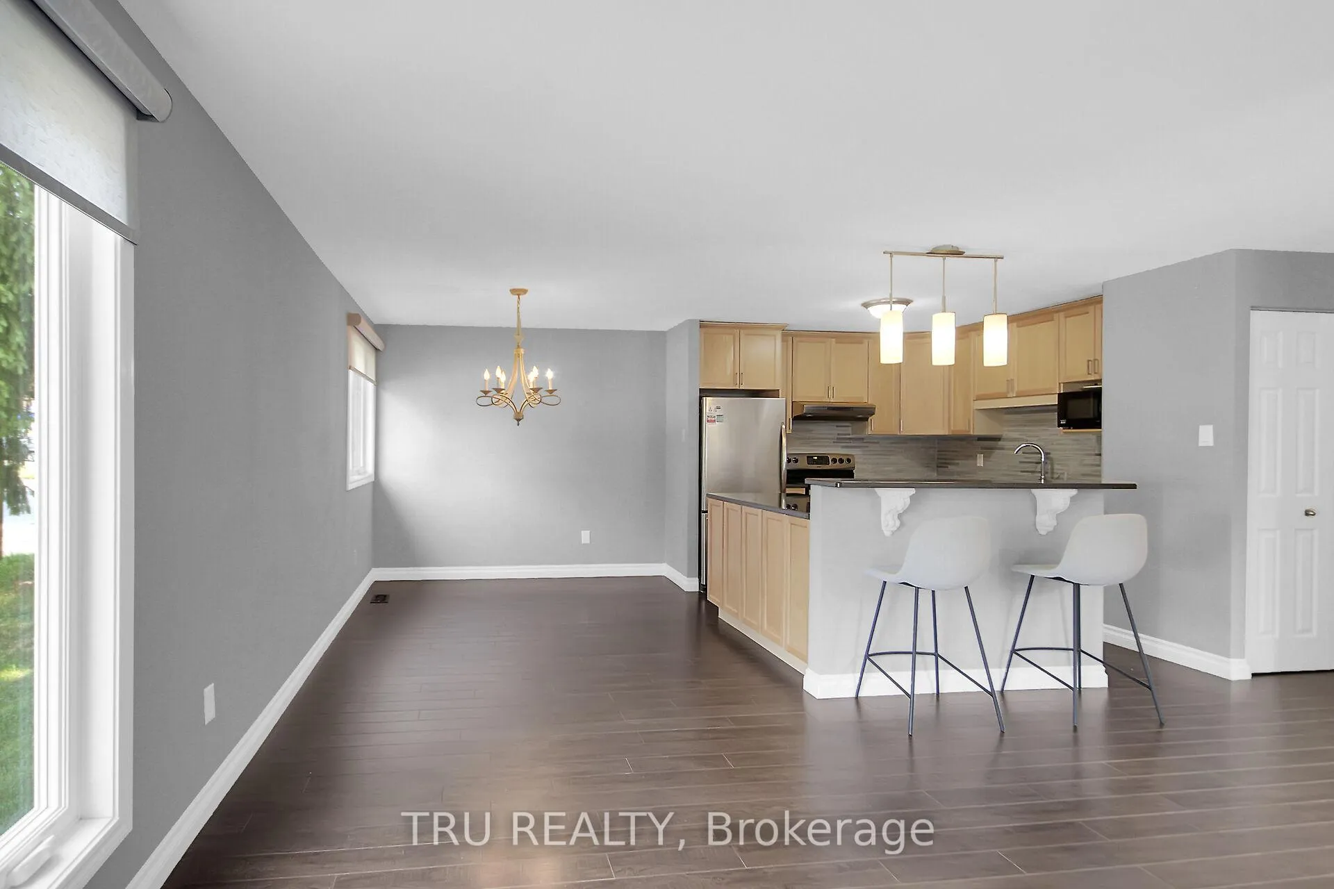 Photo 7 of 132 Rothesay Drive, Ottawa, Kanata - Glencairn/Hazeldean — HOMEH