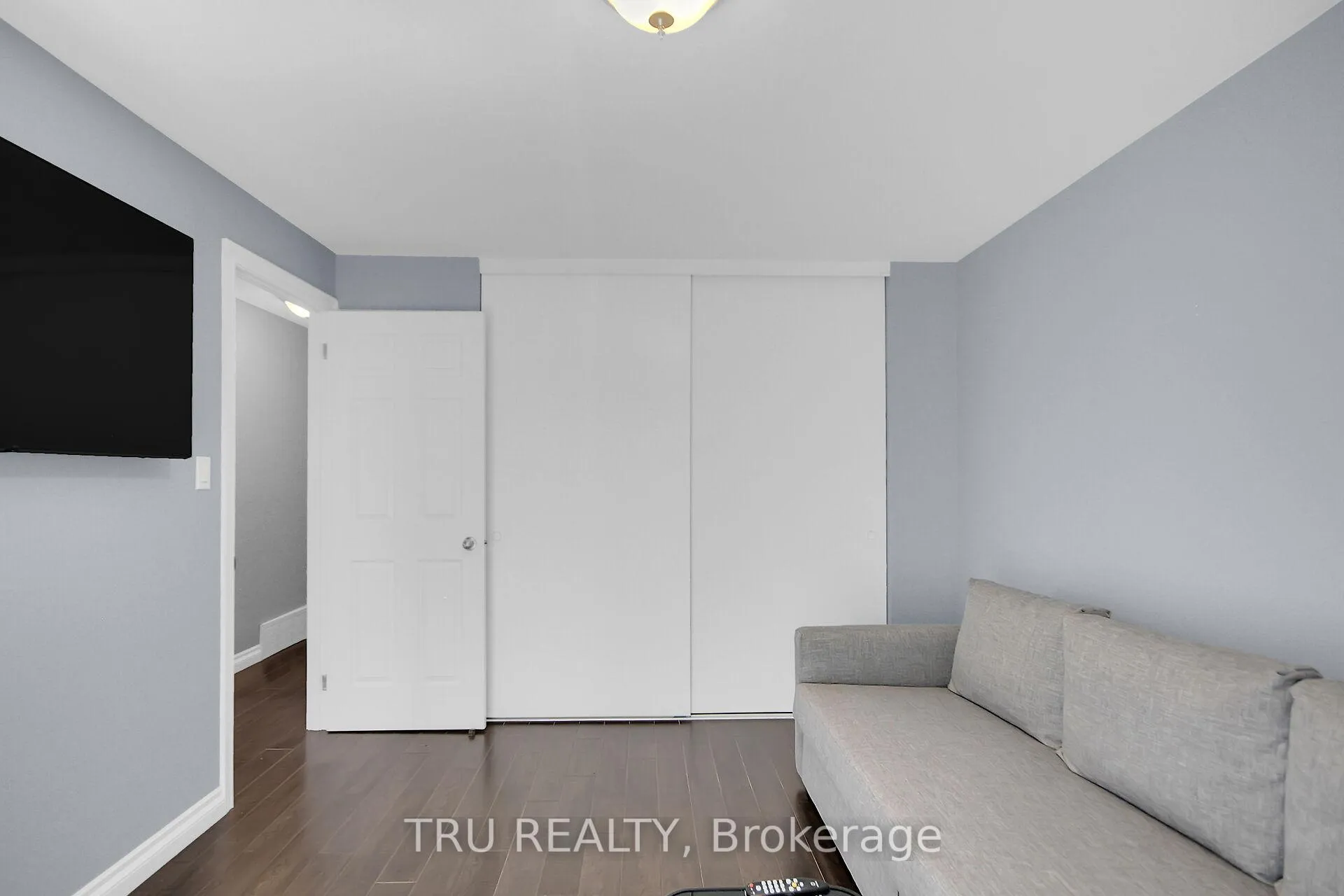 Photo 22 of 132 Rothesay Drive, Ottawa, Kanata - Glencairn/Hazeldean — HOMEH