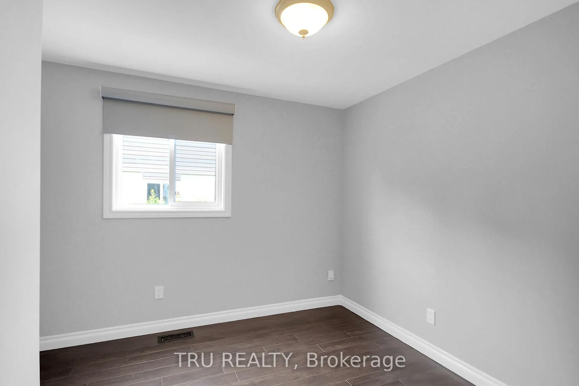 Photo 25 of 132 Rothesay Drive, Ottawa, Kanata - Glencairn/Hazeldean — HOMEH