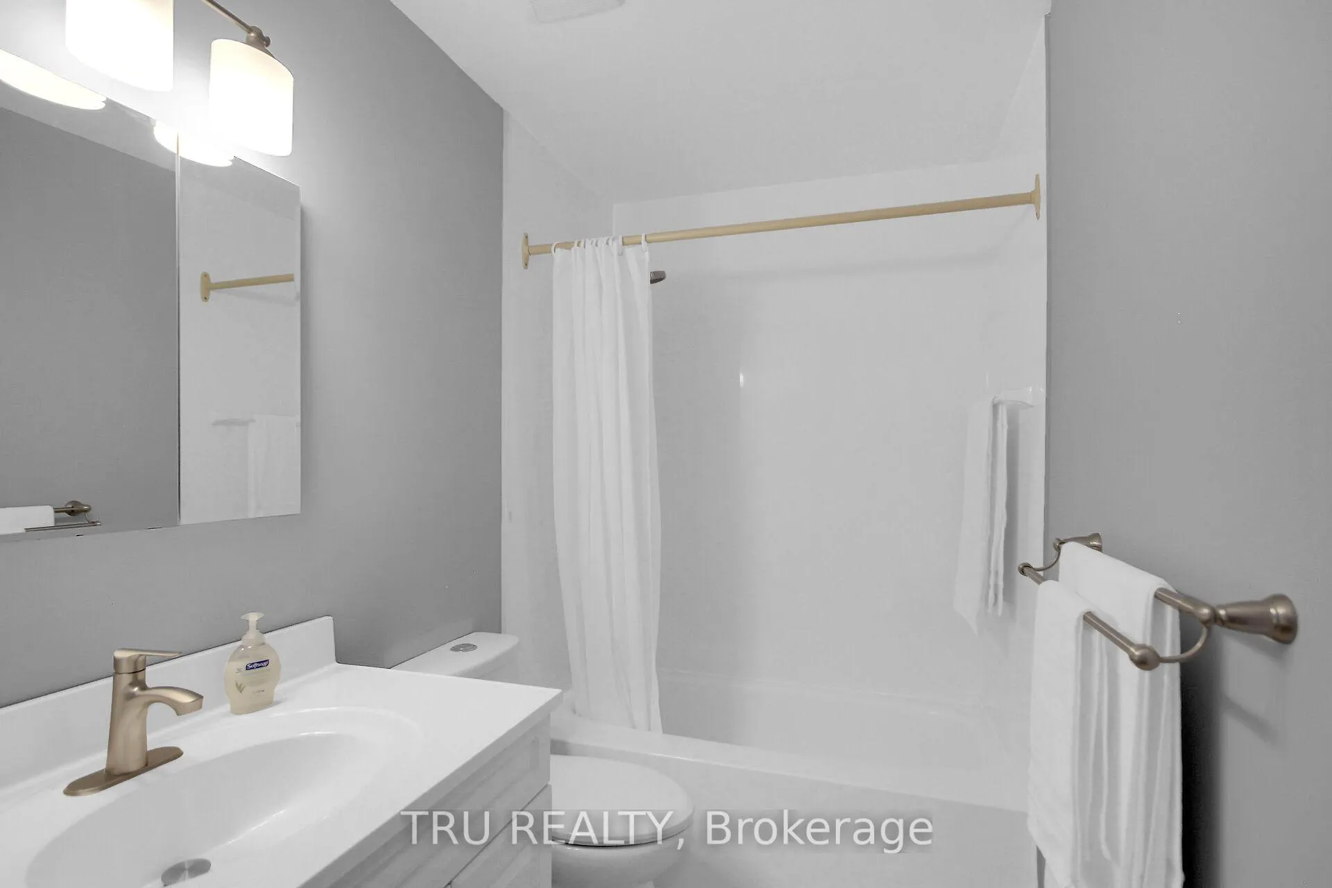 Photo 27 of 132 Rothesay Drive, Ottawa, Kanata - Glencairn/Hazeldean — HOMEH