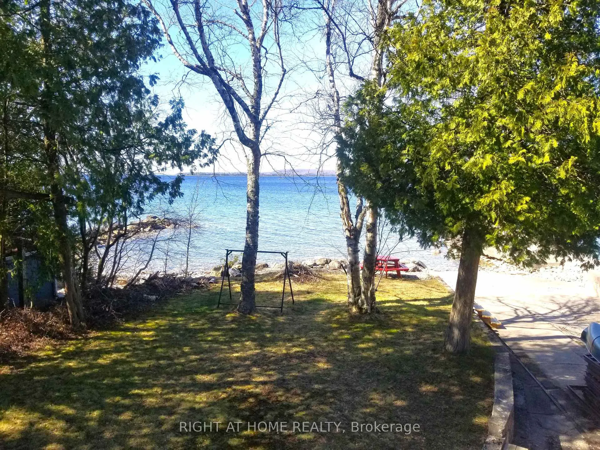 Photo 19 of 2541 Champlain Road, Tiny, Rural Tiny — HOMEH