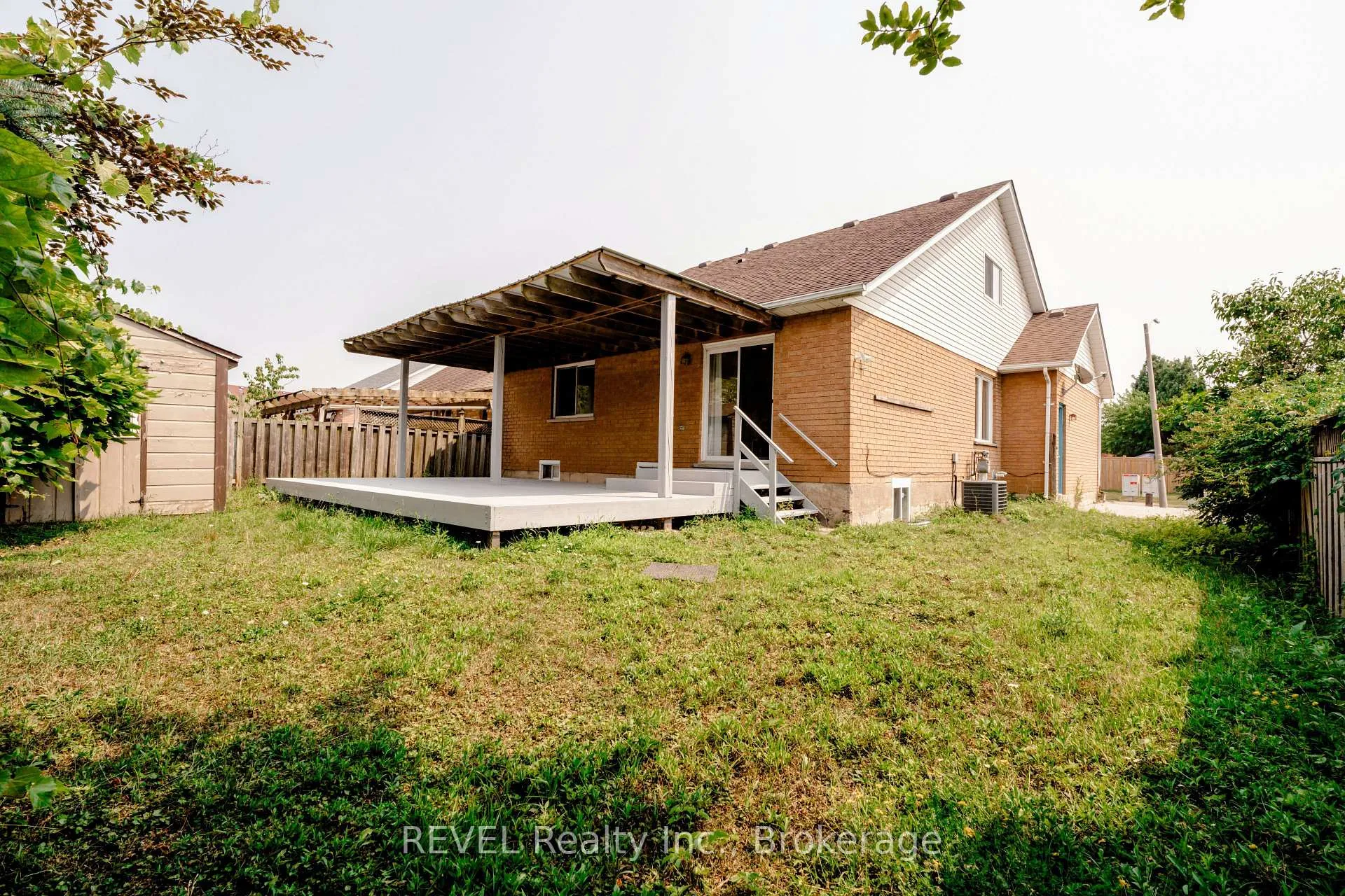 Photo 23 of 35 Summers Drive, Thorold, Confederation Heights — HOMEH
