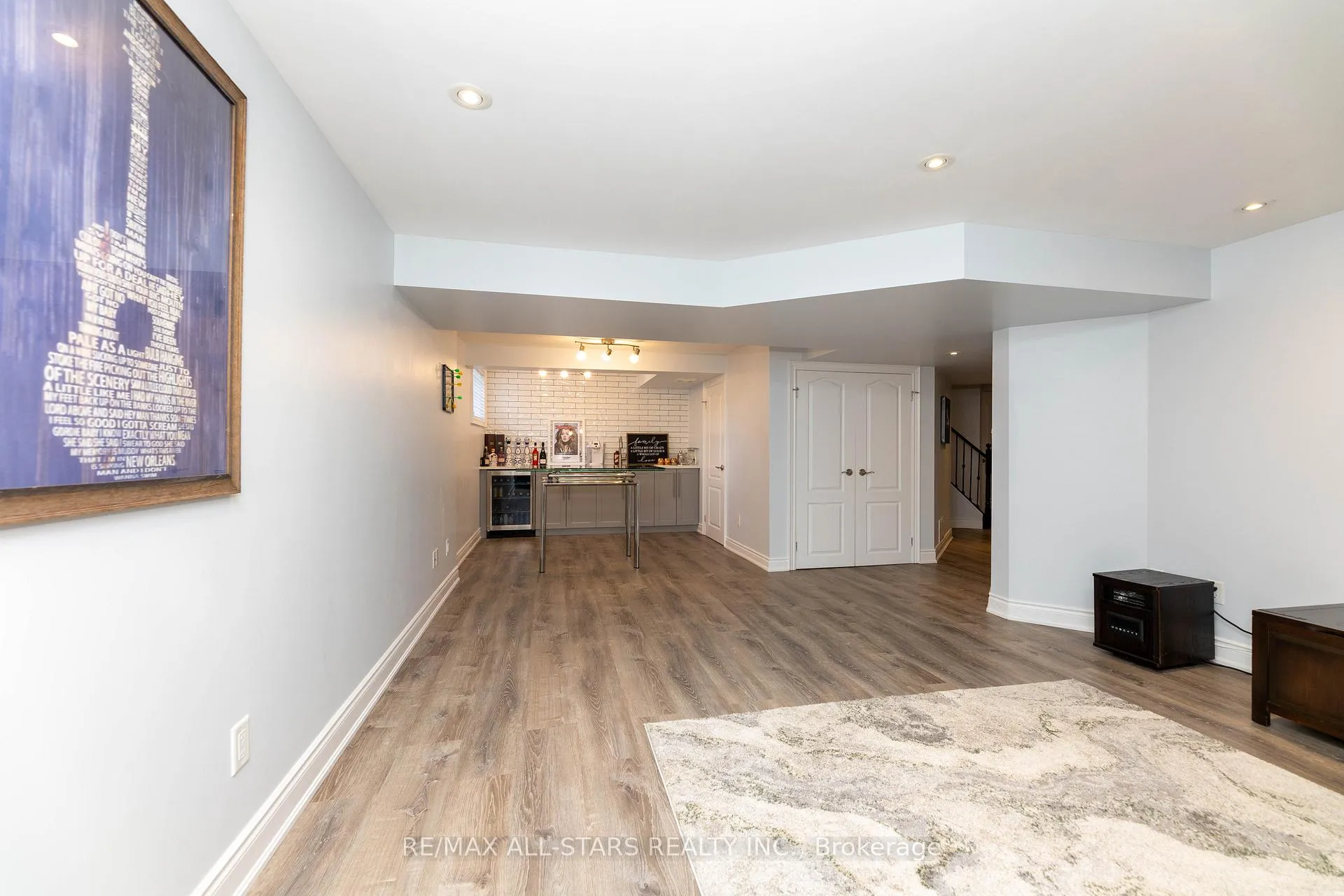 Photo 31 of 46 Eastgate Circle, Whitby, Brooklin — HOMEH