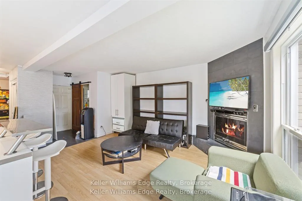 Photo 9 of 10 Zeffer Place, Kitchener — HOMEH