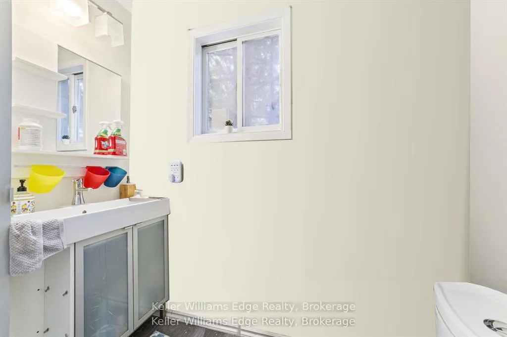 Photo 12 of 10 Zeffer Place, Kitchener — HOMEH