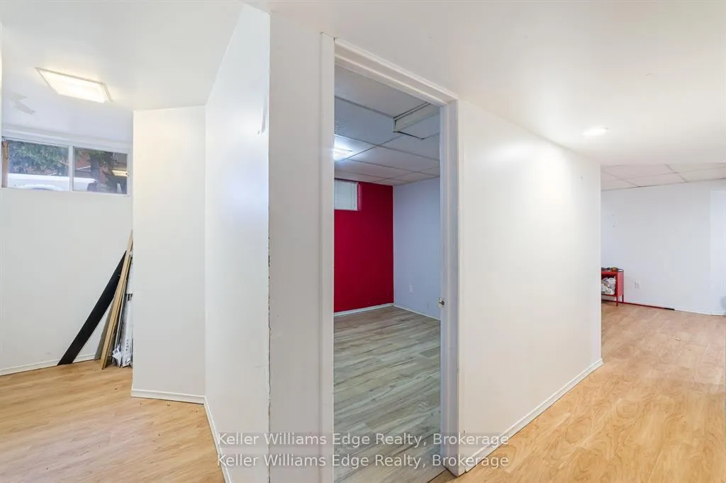 Photo 24 of 10 Zeffer Place, Kitchener — HOMEH