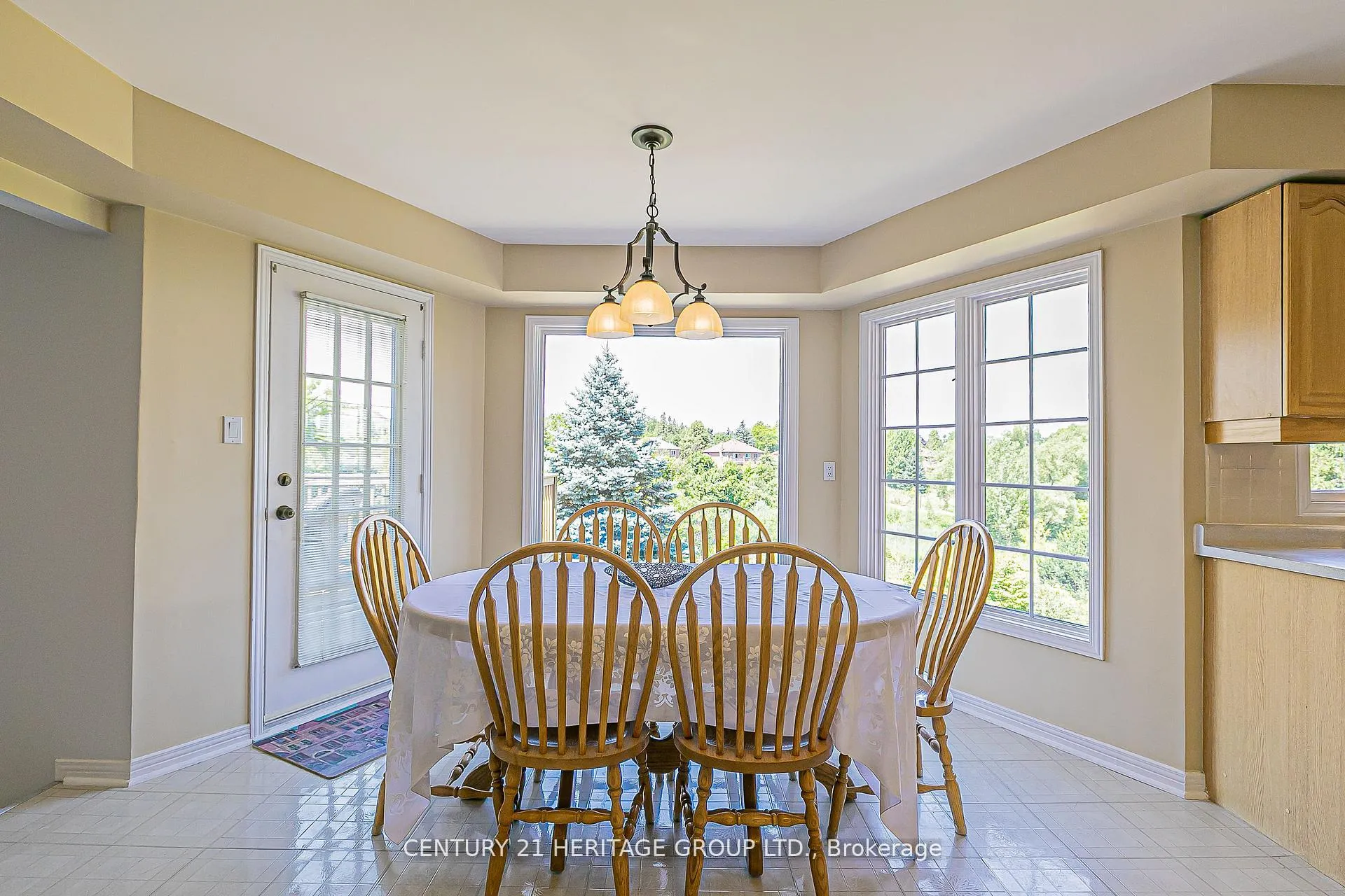 Photo 8 of 152 Cranberry Lane, Aurora, Aurora Highlands — HOMEH