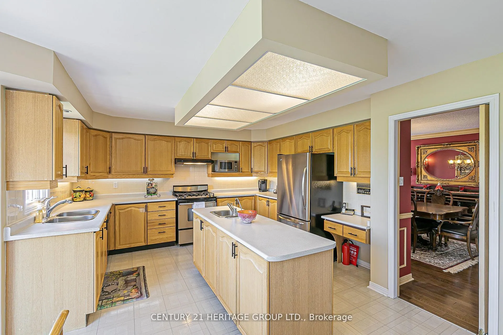 Photo 11 of 152 Cranberry Lane, Aurora, Aurora Highlands — HOMEH