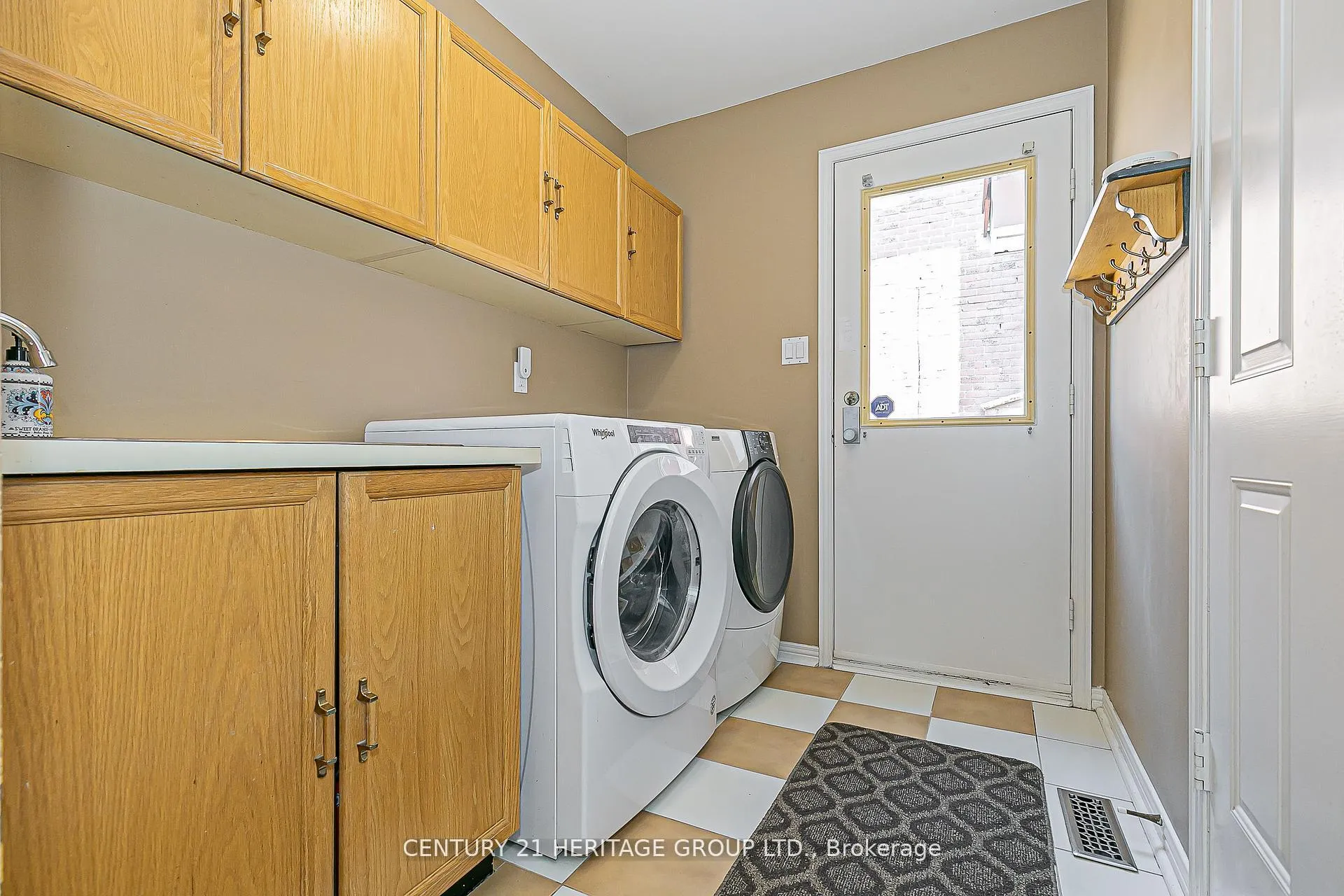 Photo 17 of 152 Cranberry Lane, Aurora, Aurora Highlands — HOMEH
