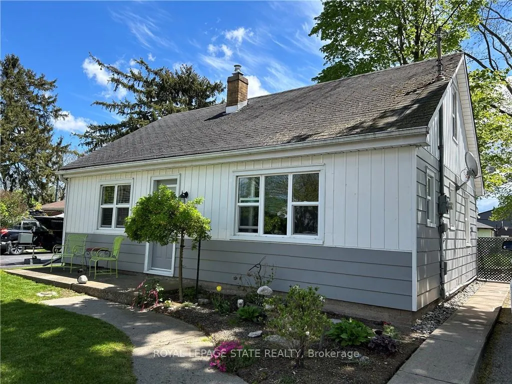 Photo 1 of 511 Pine Street, Haldimand, Dunnville — HOMEH