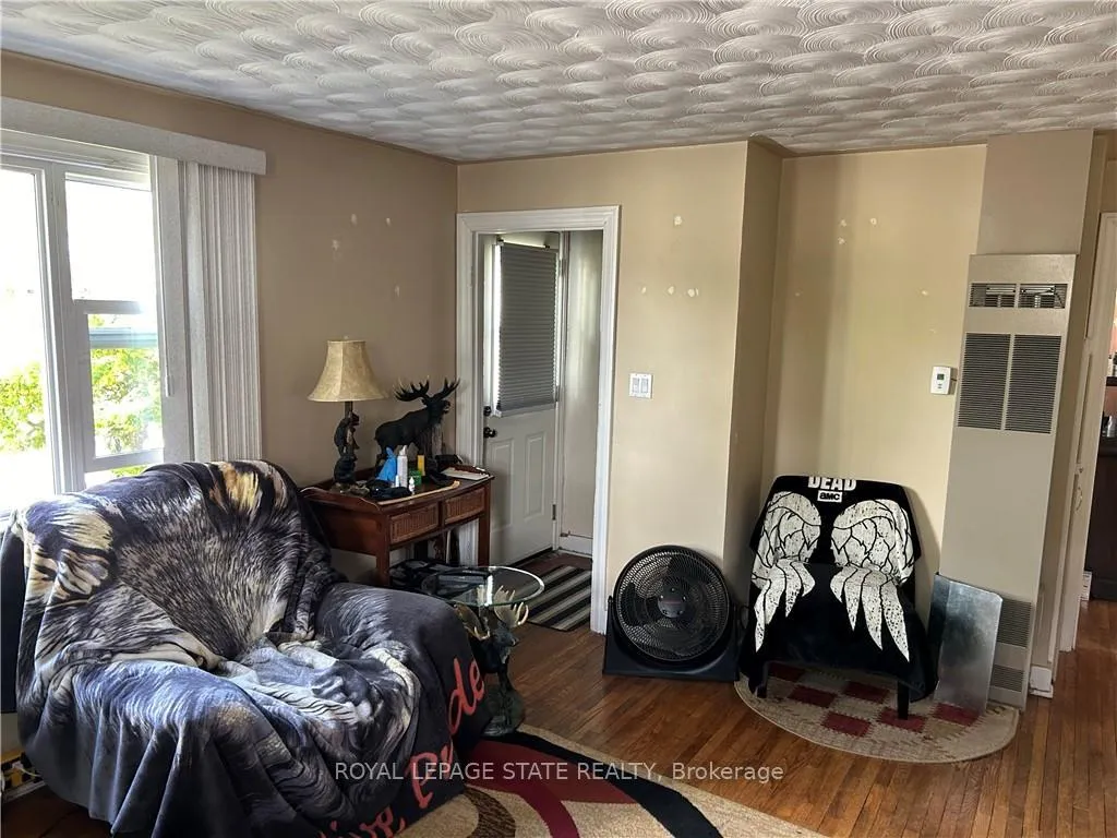 Photo 7 of 511 Pine Street, Haldimand, Dunnville — HOMEH