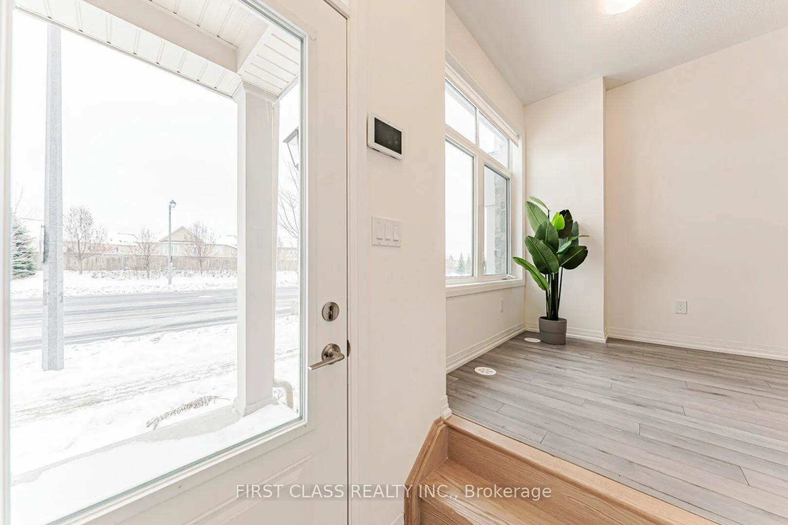 Photo 12 of 43 Carneros Way, Markham, Box Grove — HOMEH
