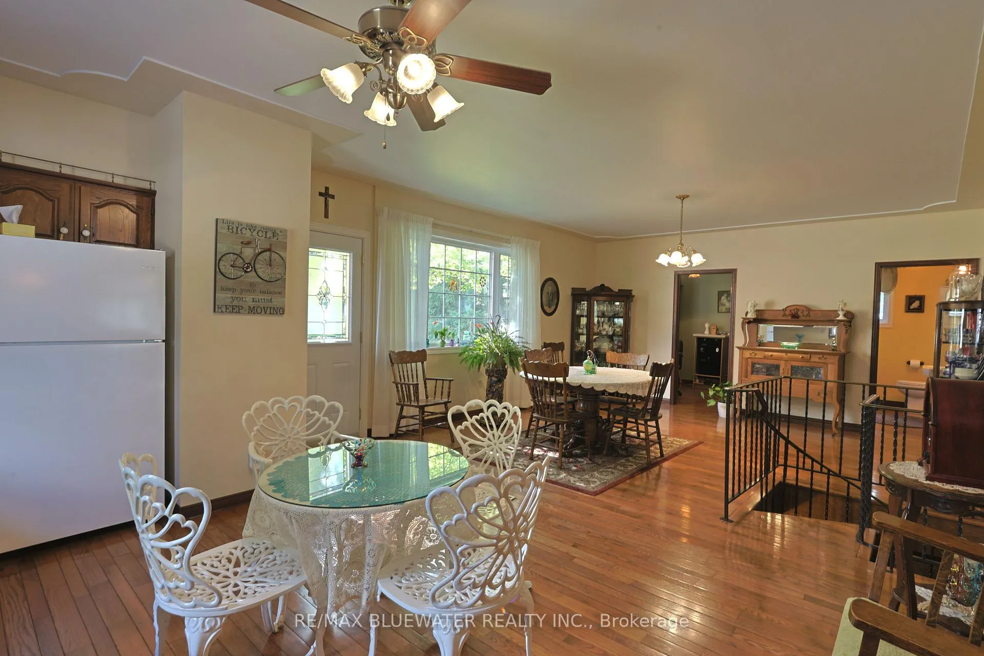 Photo 16 of 197 Broad Street, North Middlesex, Parkhill — HOMEH