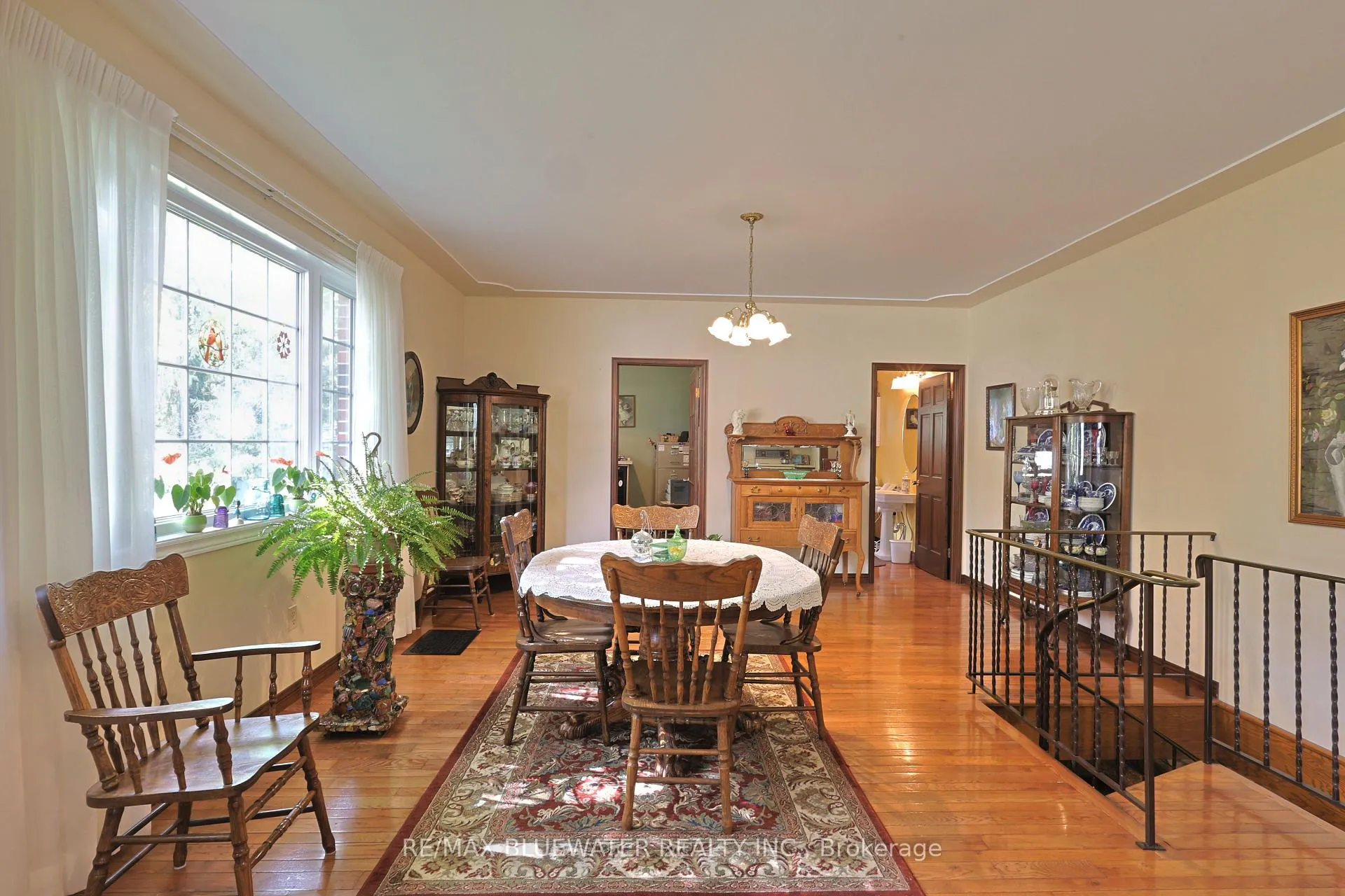 Photo 17 of 197 Broad Street, North Middlesex, Parkhill — HOMEH