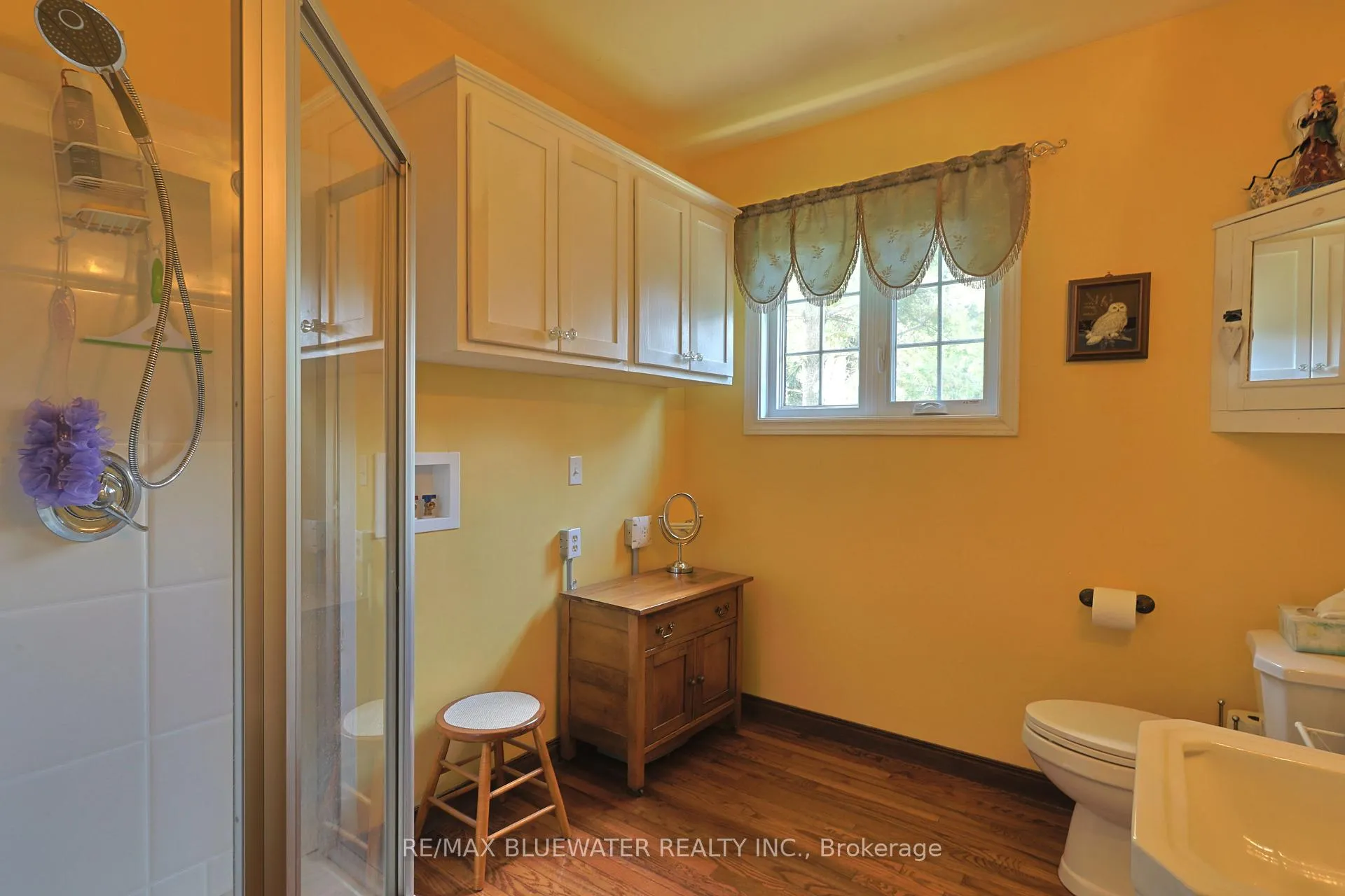 Photo 21 of 197 Broad Street, North Middlesex, Parkhill — HOMEH