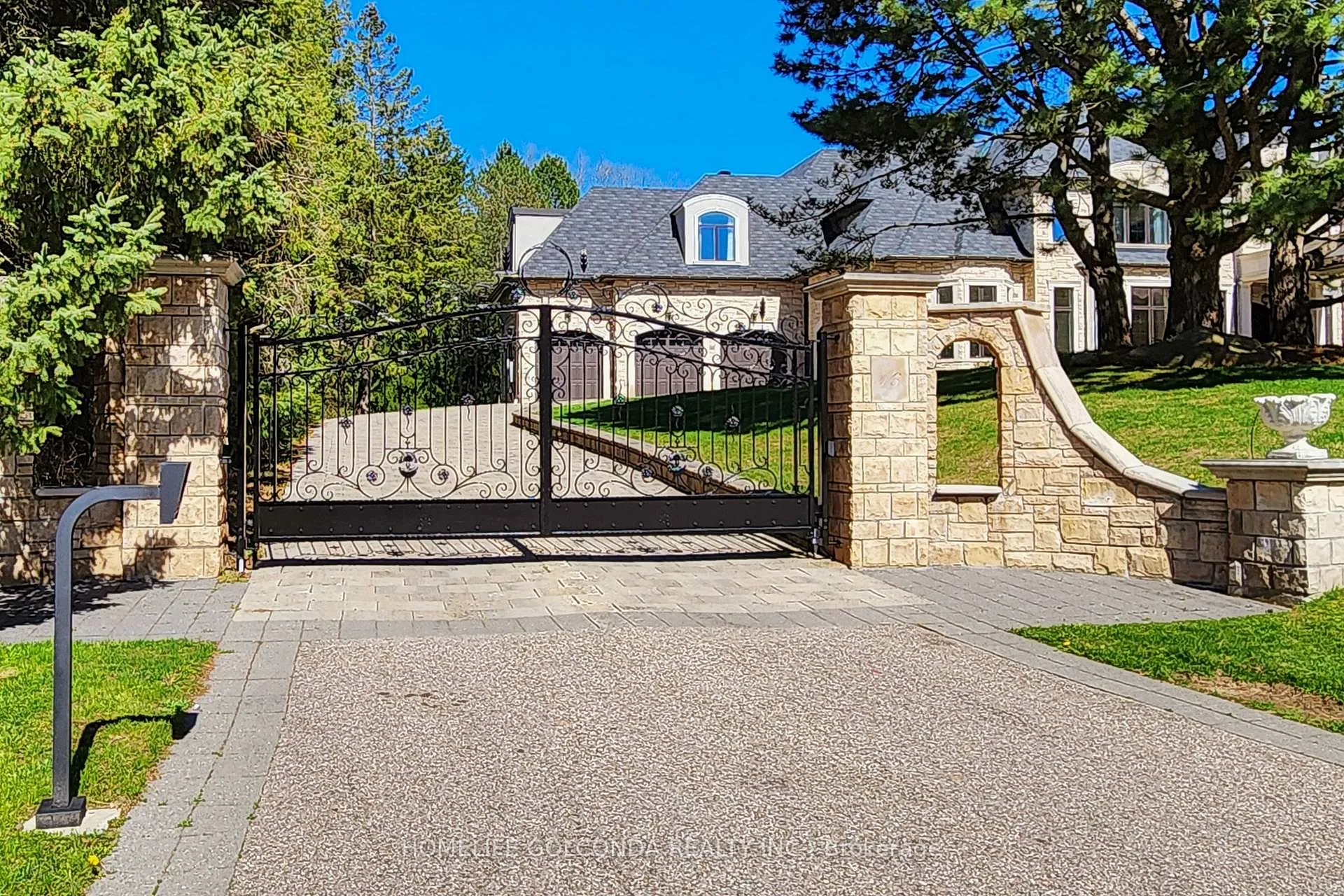 Photo 1 of 16 Steeplechase Avenue, Aurora, Aurora Estates — HOMEH
