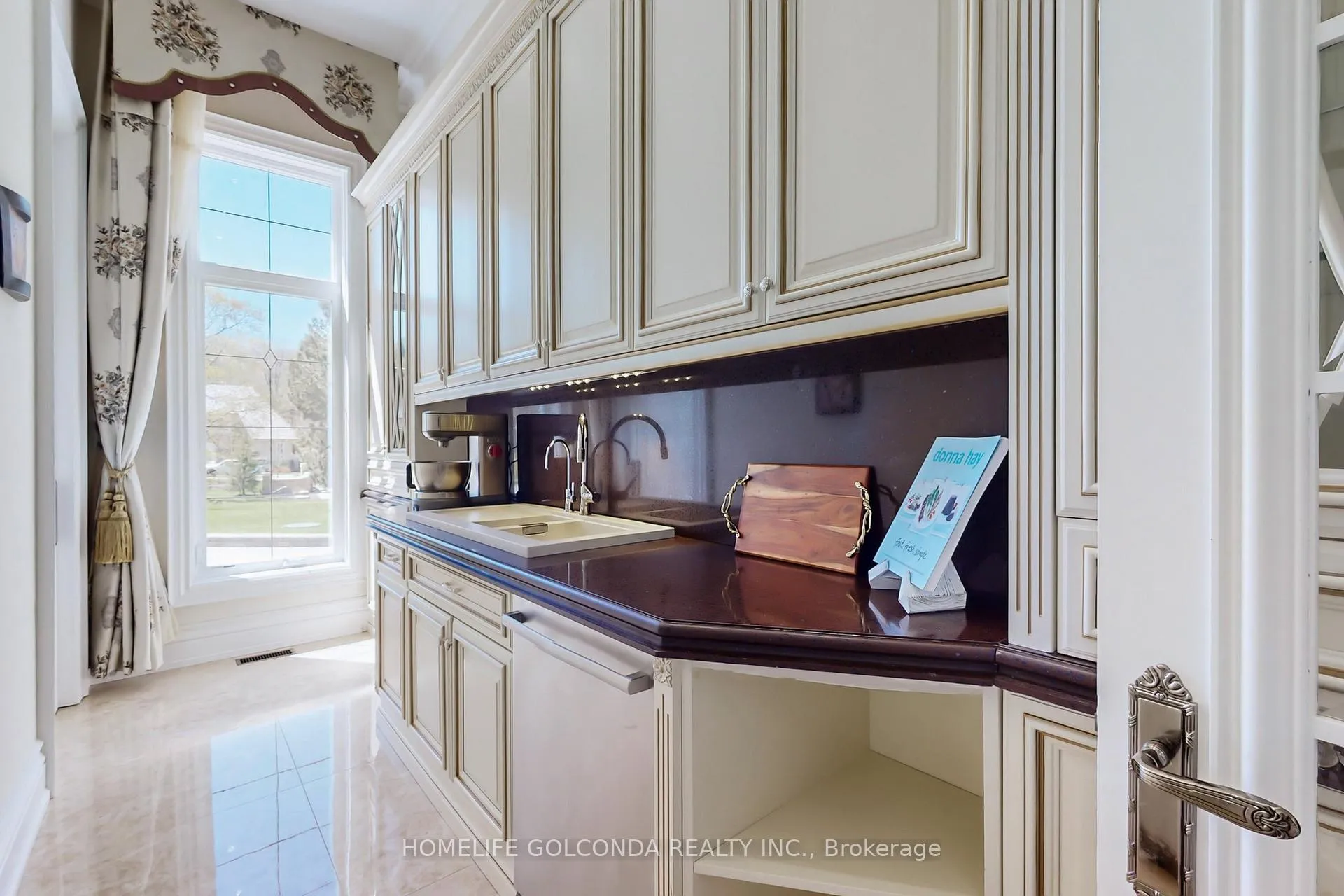 Photo 19 of 16 Steeplechase Avenue, Aurora, Aurora Estates — HOMEH