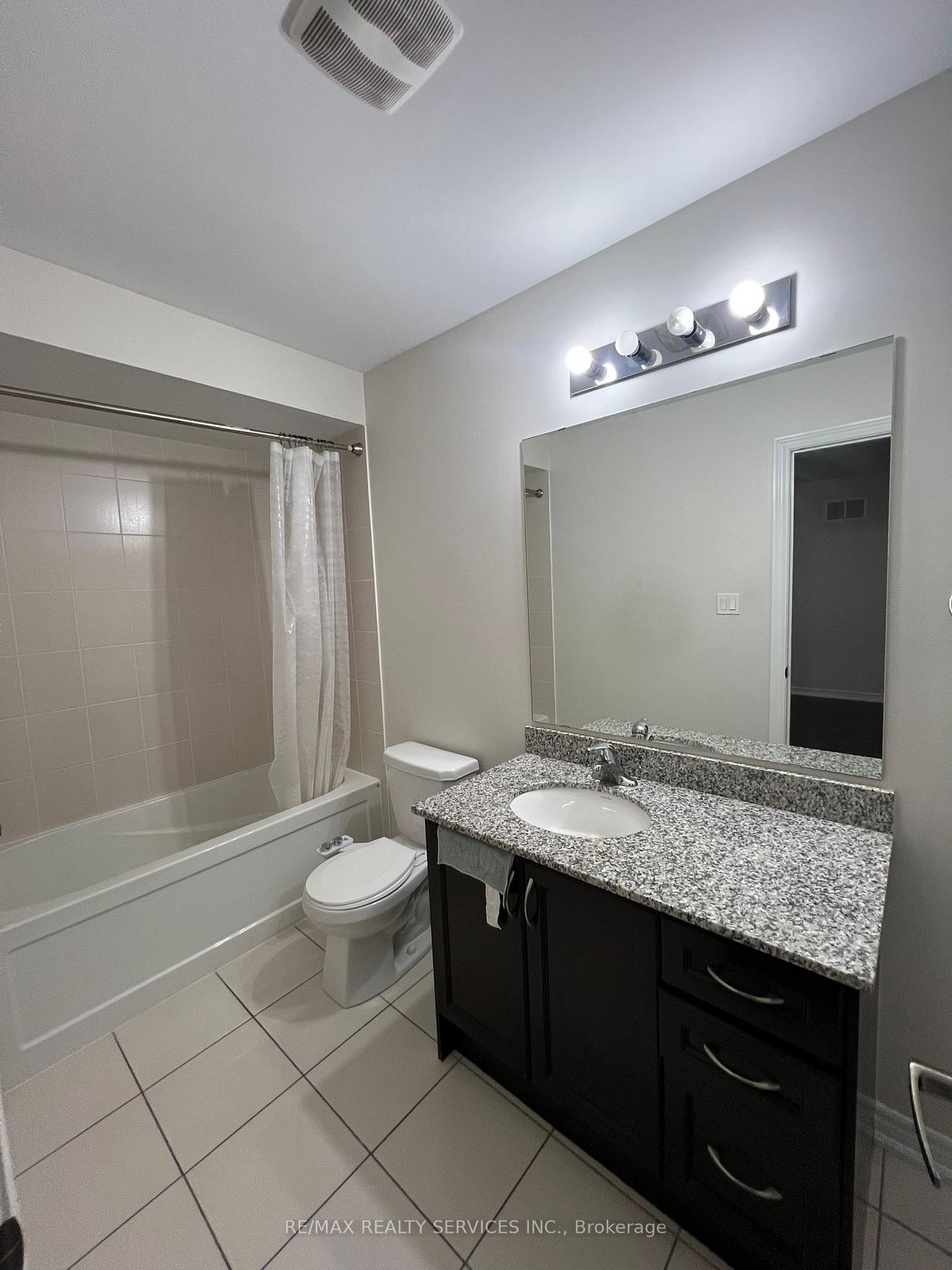 Photo 9 of 20 George Gray Drive, Brampton, Sandringham-Wellington North — HOMEH