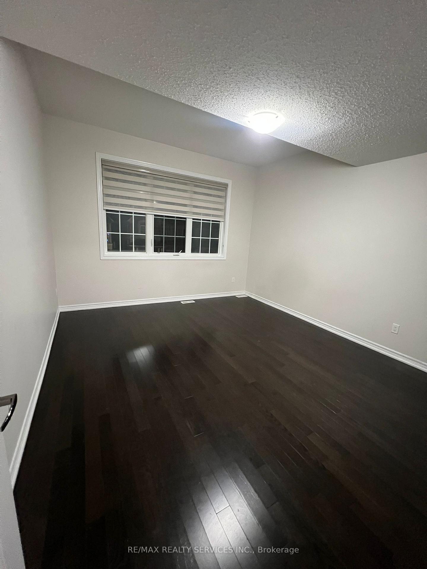 Photo 13 of 20 George Gray Drive, Brampton, Sandringham-Wellington North — HOMEH