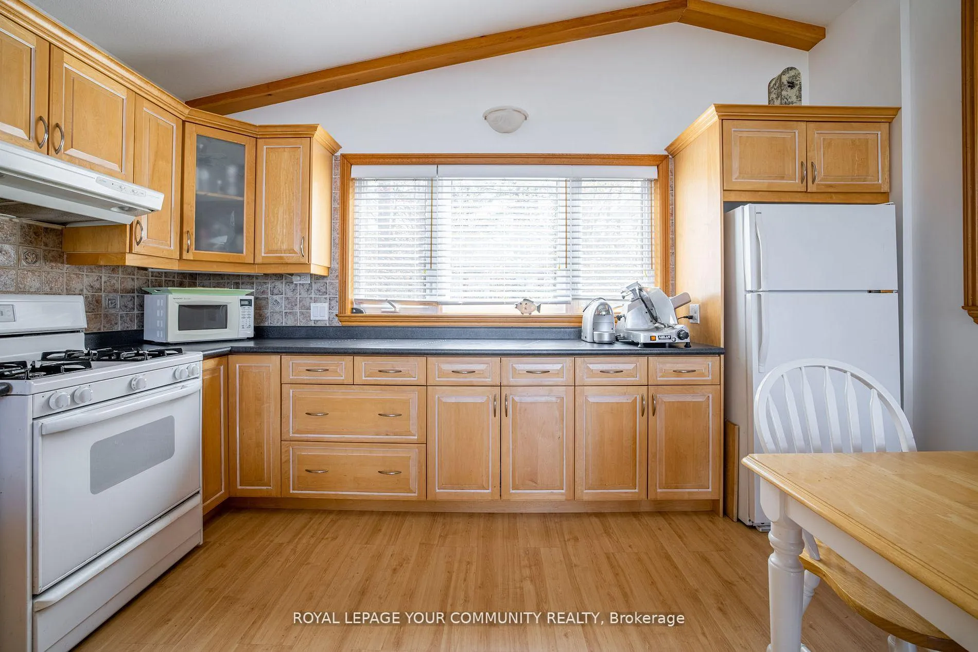 Photo 14 of 50 glen Avenue N, Tiny, Rural Tiny — HOMEH