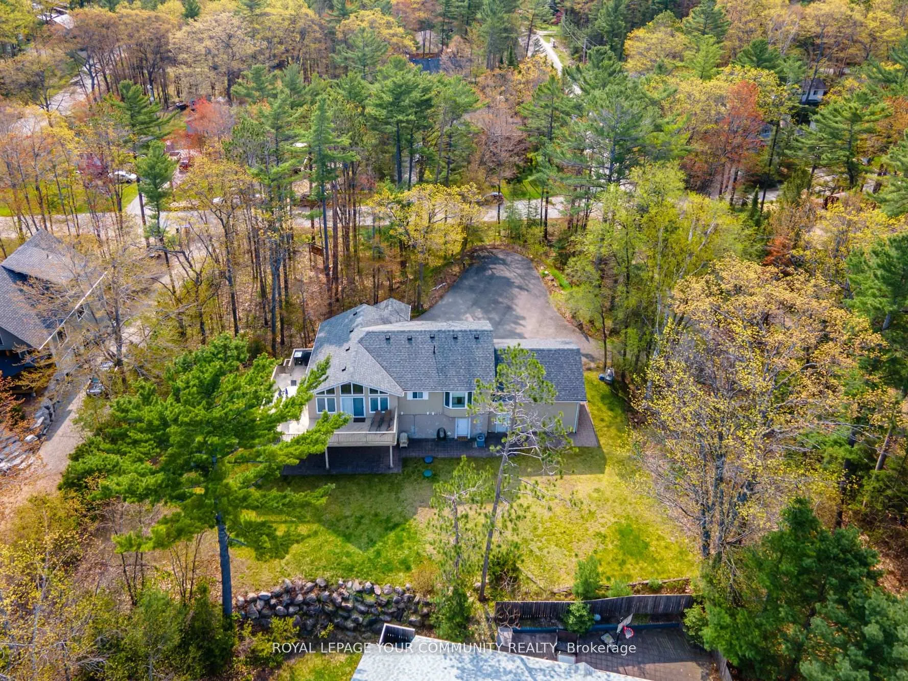 Photo 40 of 50 glen Avenue N, Tiny, Rural Tiny — HOMEH