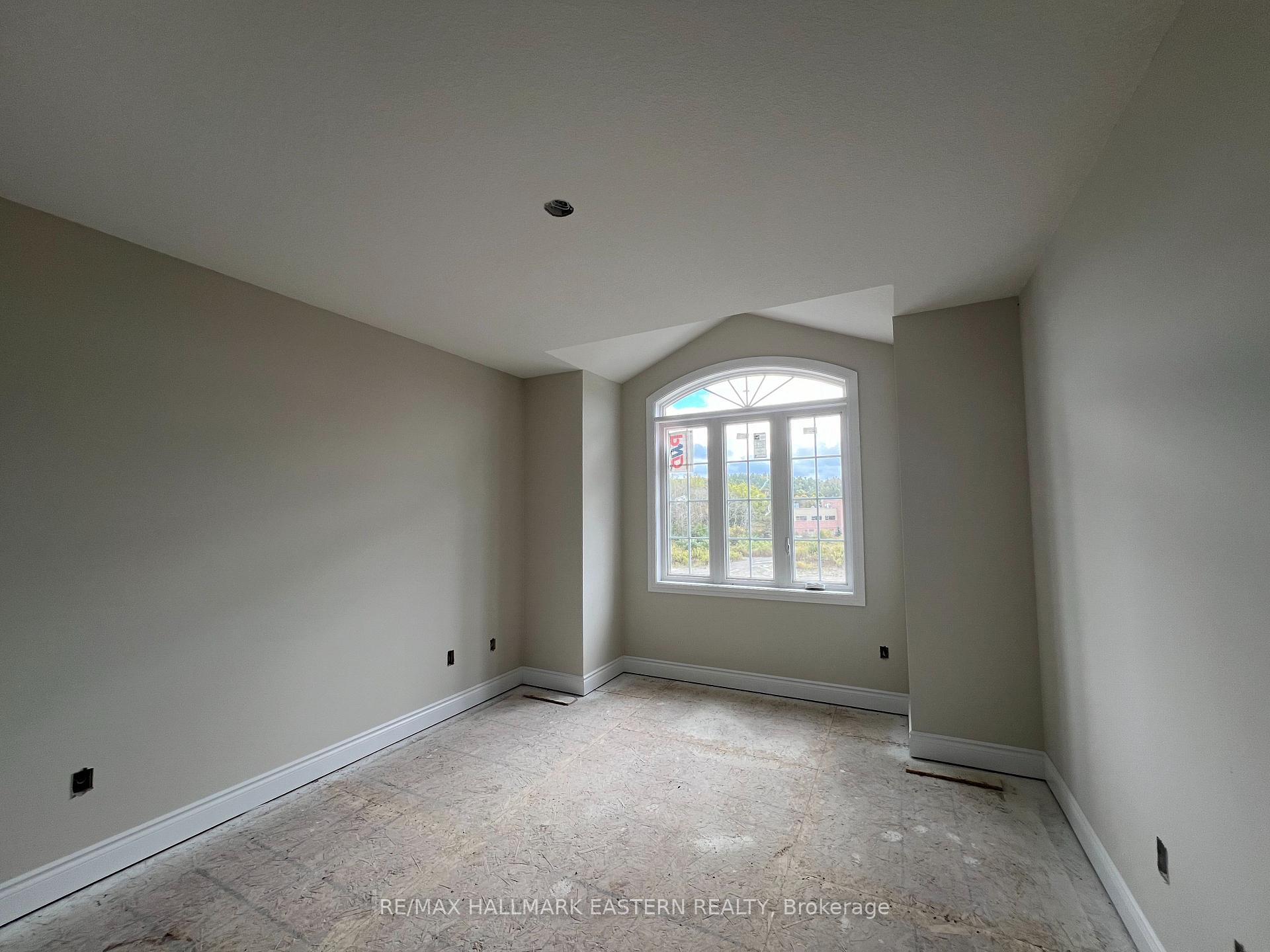 Photo 6 of 28 Coldbrook Drive, Cavan Monaghan, Cavan Twp — HOMEH