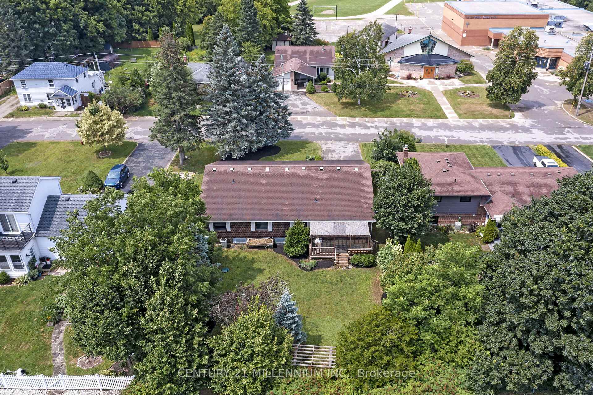 Photo 31 of 23 Millwood Road, Erin — HOMEH