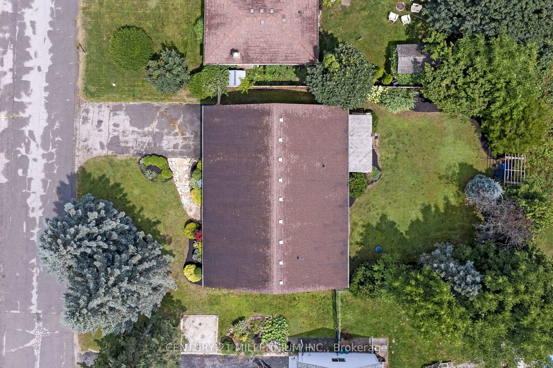 Photo 32 of 23 Millwood Road, Erin — HOMEH