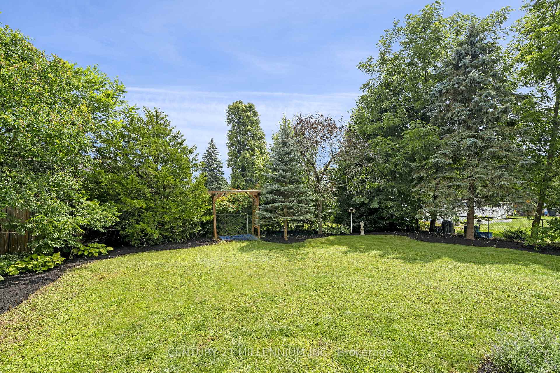 Photo 35 of 23 Millwood Road, Erin — HOMEH