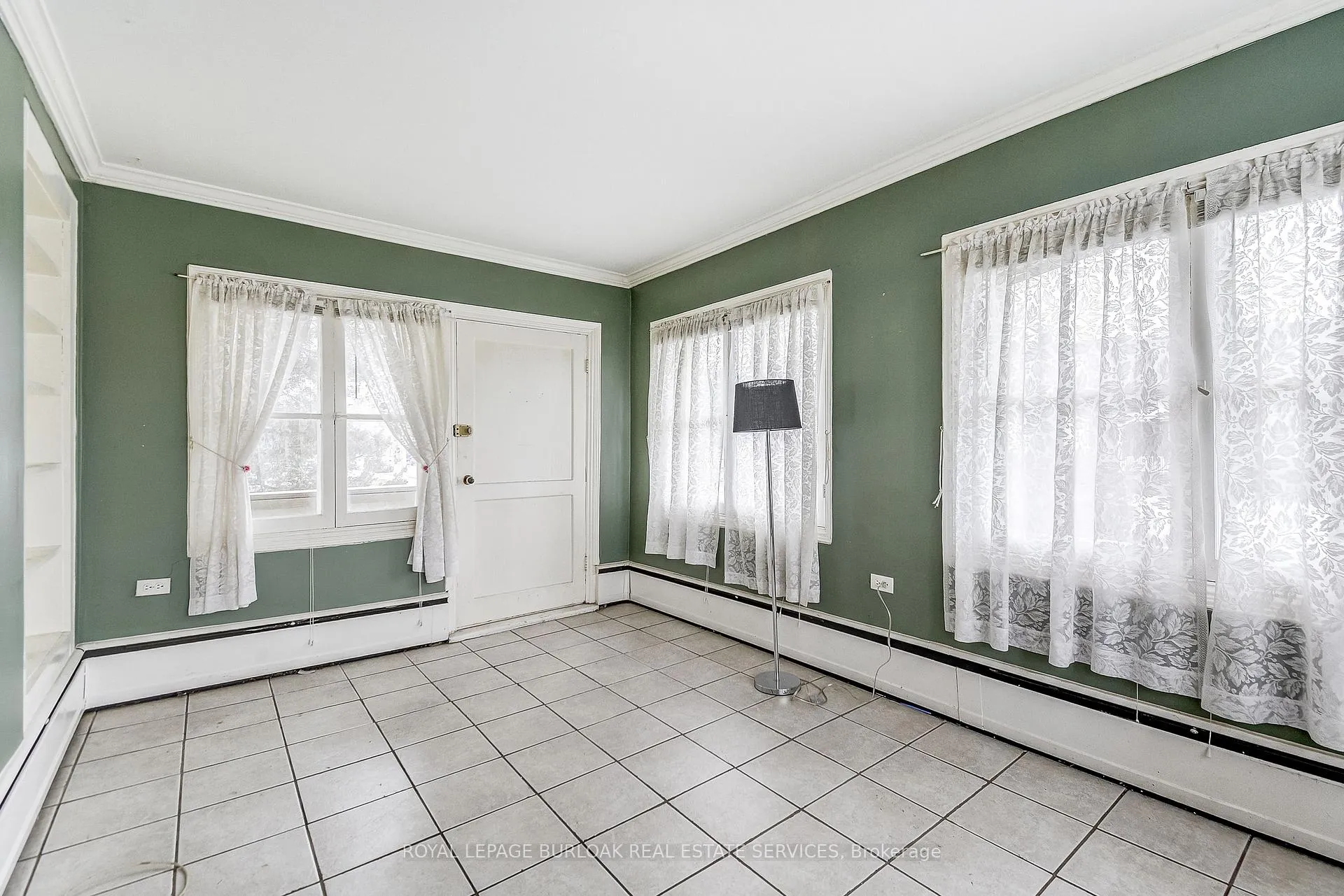 Photo 16 of 203 Broad Street W, Haldimand, Dunnville — HOMEH