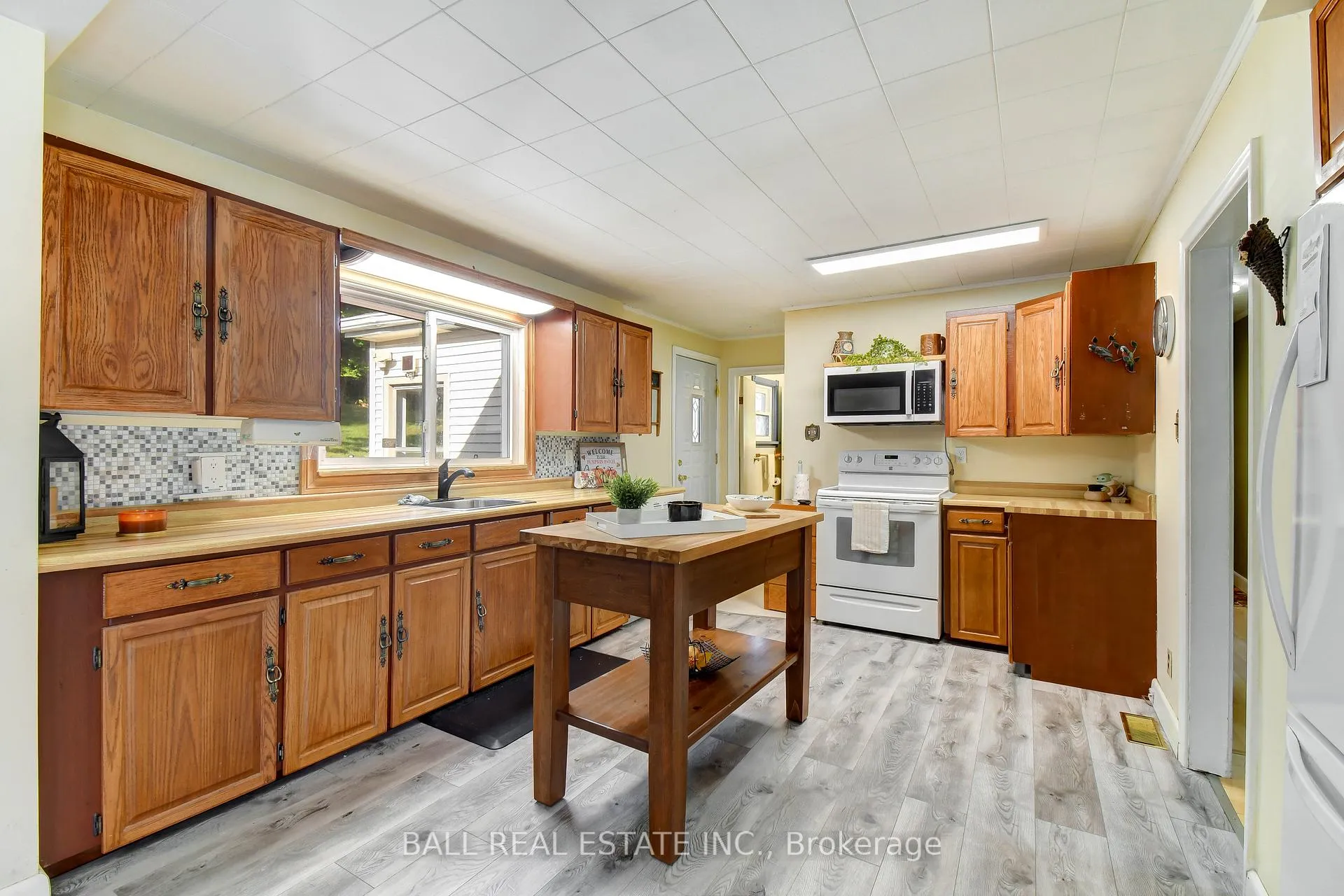Photo 13 of 27437 Highway 62, Bancroft, Dungannon Ward — HOMEH