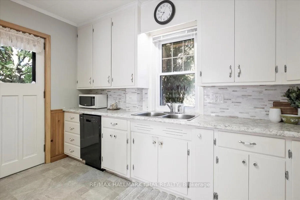 Photo 6 of 63 King Street S, New Tecumseth, Alliston — HOMEH