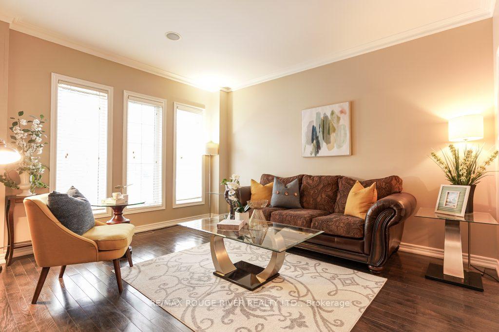 Photo 5 of 40 Purdue Avenue, Ajax, Northwest Ajax — HOMEH
