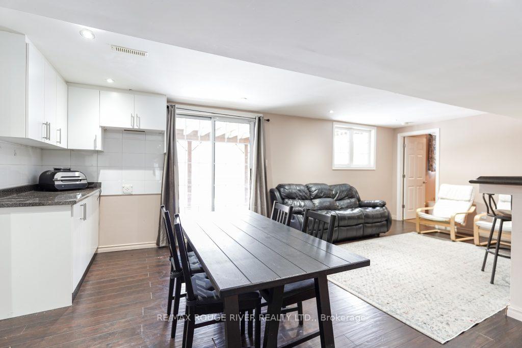 Photo 32 of 40 Purdue Avenue, Ajax, Northwest Ajax — HOMEH